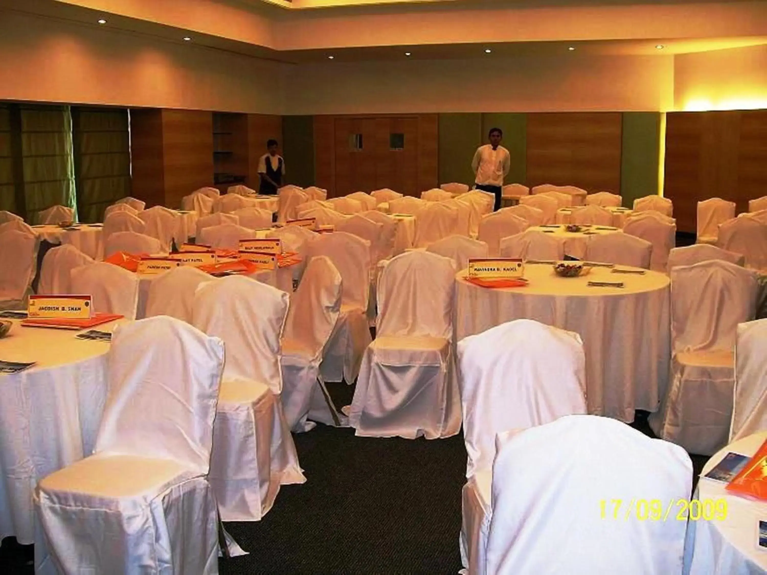 Restaurant/places to eat, Banquet Facilities in Hotel Vits Aurangabad