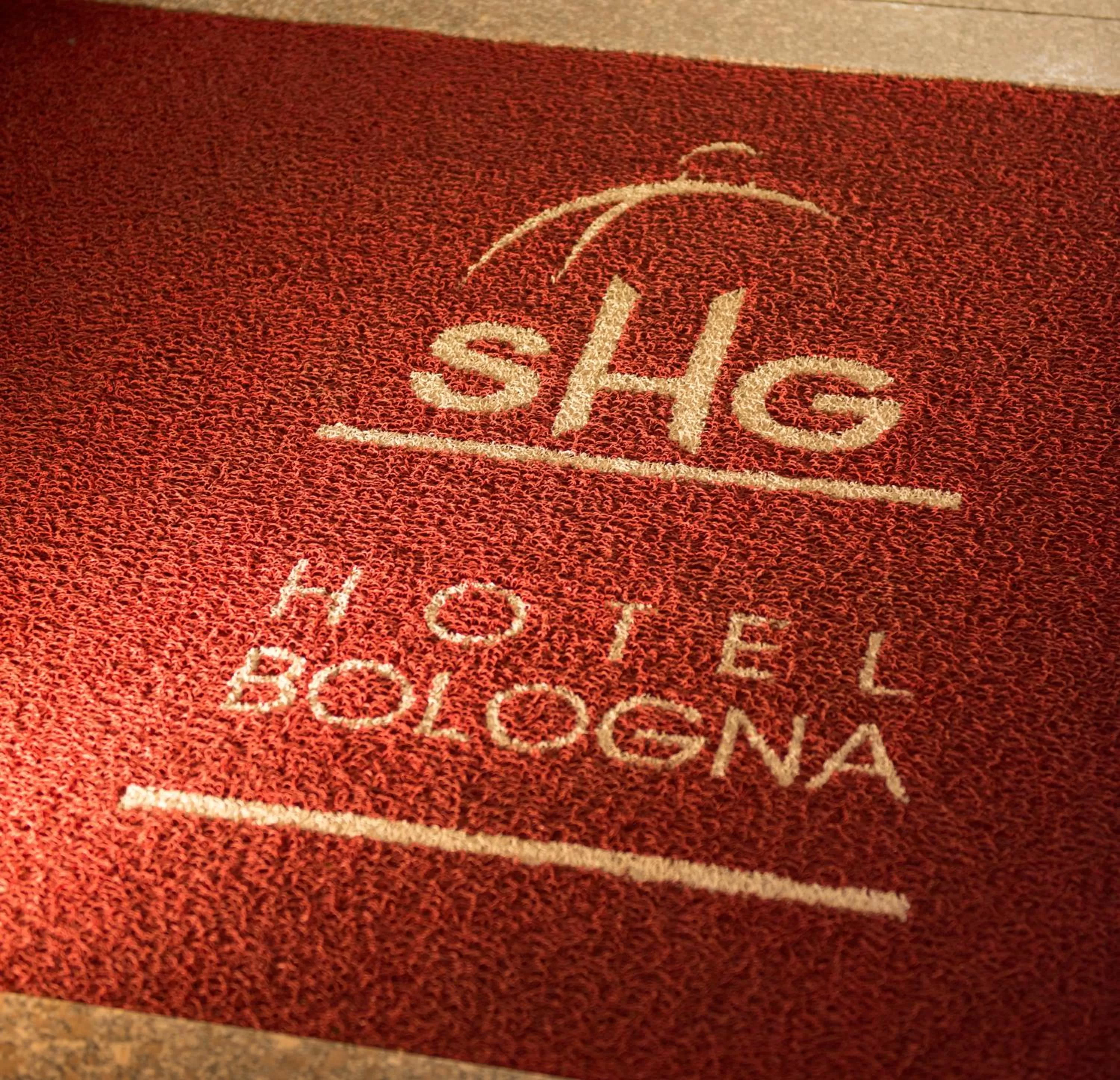 Facade/entrance in SHG Hotel Bologna
