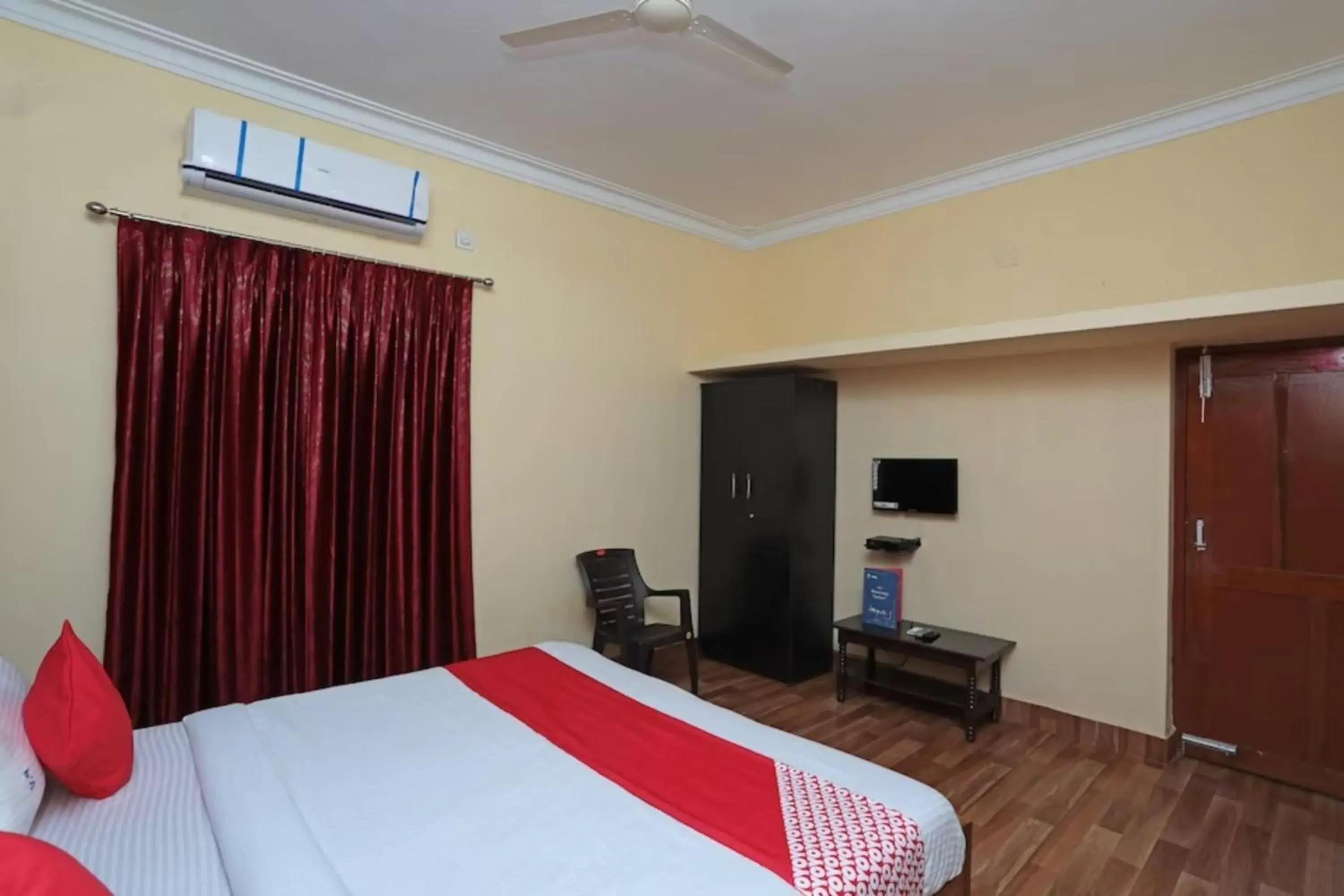 Bed in Goroomgo Pink Villa Guest House Bhubaneswar