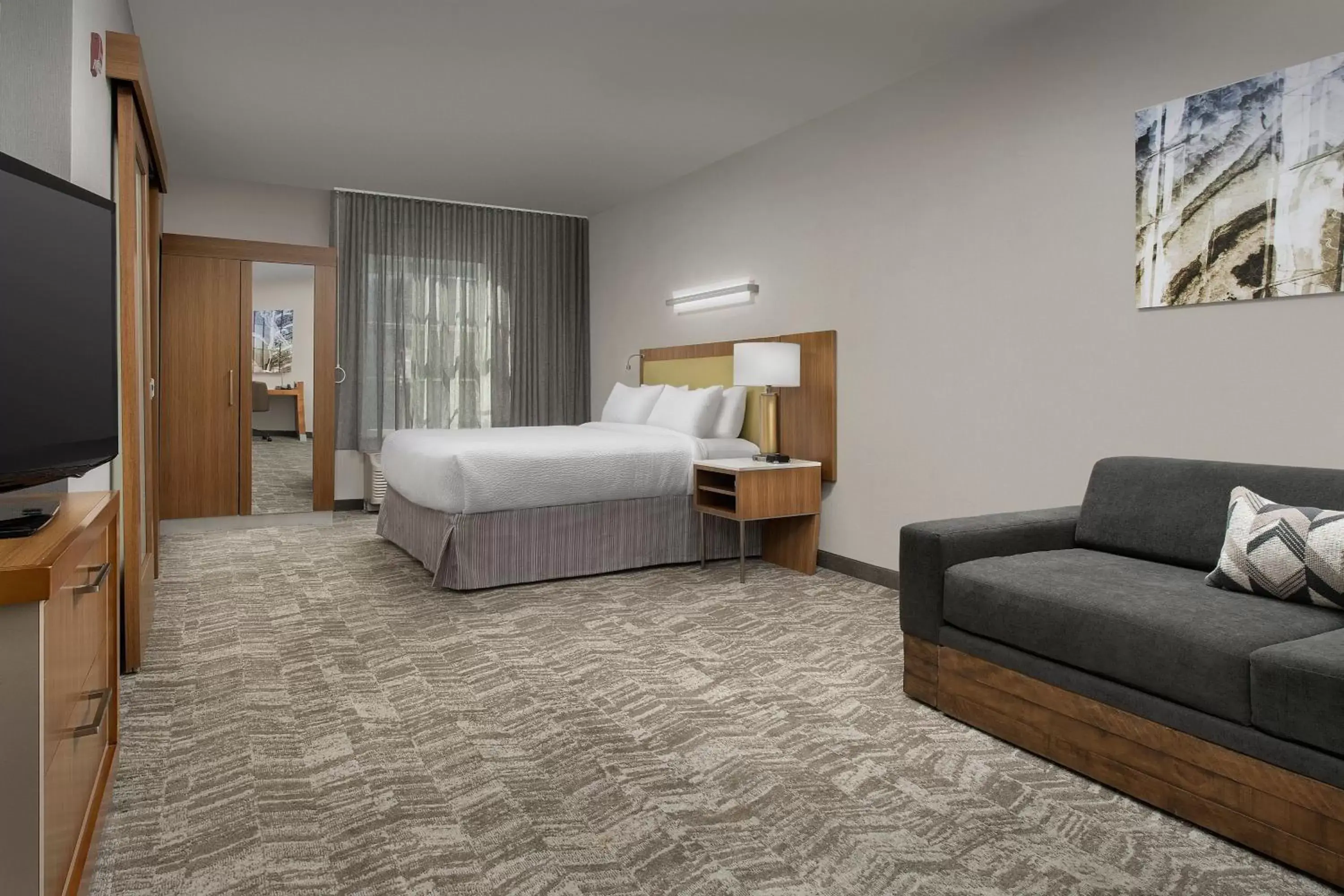 Photo of the whole room in SpringHill Suites by Marriott Tuscaloosa