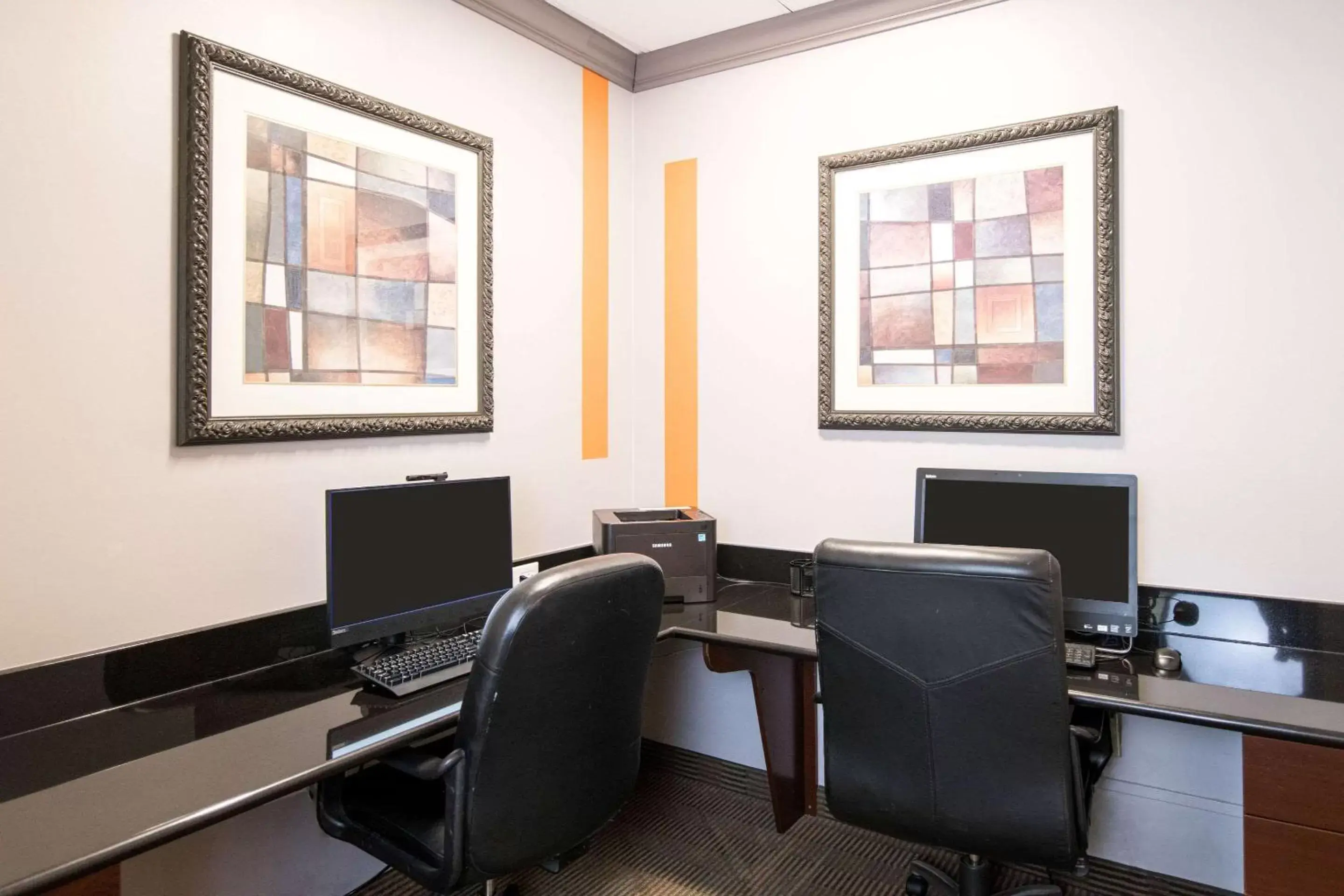On site, Business Area/Conference Room in Clarion Hotel & Conference Center Leesburg