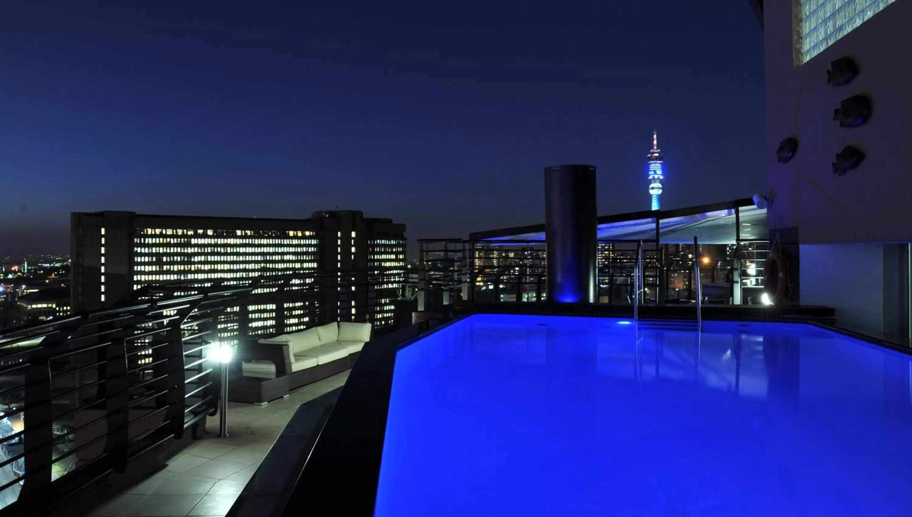 Swimming Pool in ANEW Hotel Parktonian Johannesburg