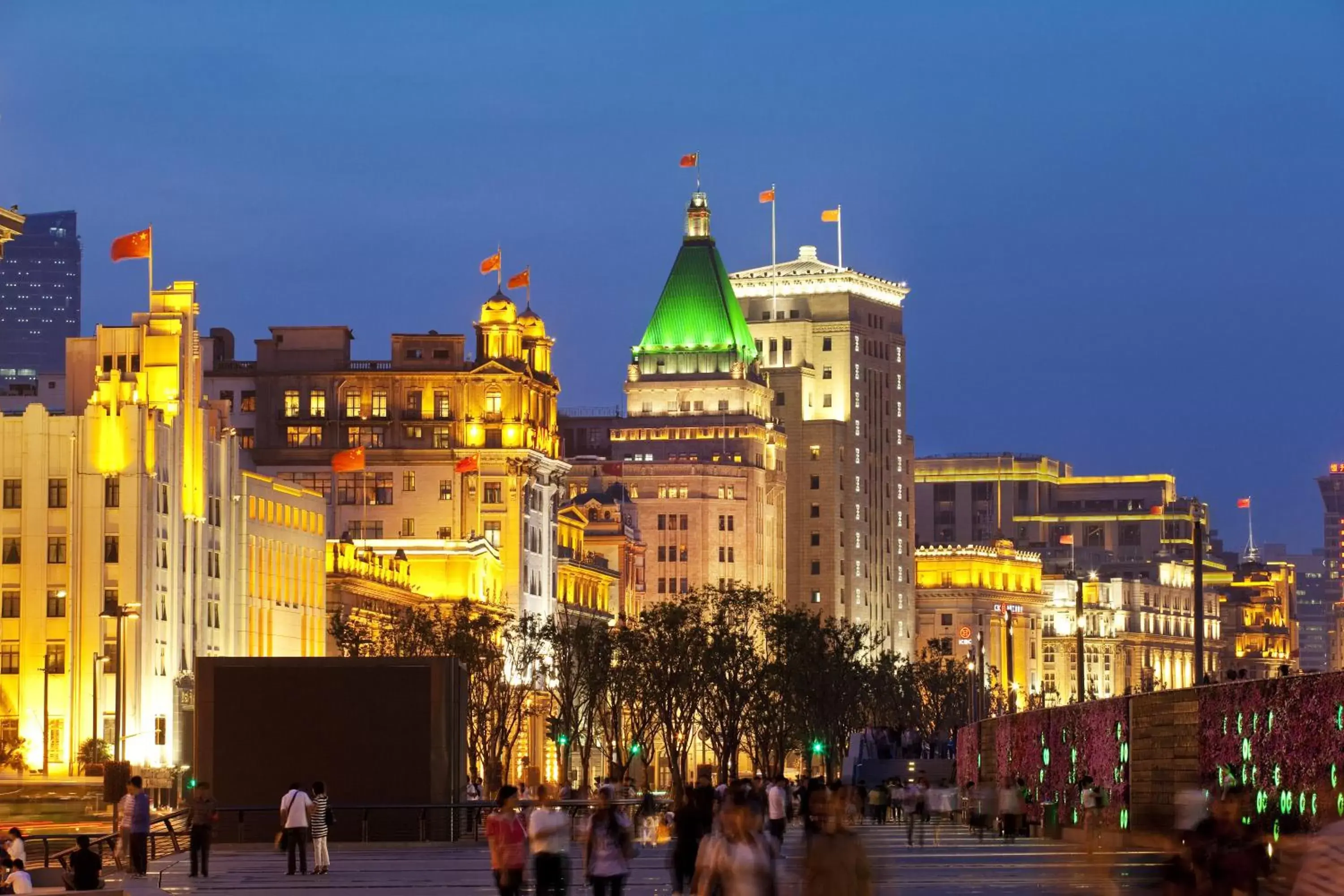 Property building in Fairmont Peace Hotel On the Bund (Start your own story with the BUND)