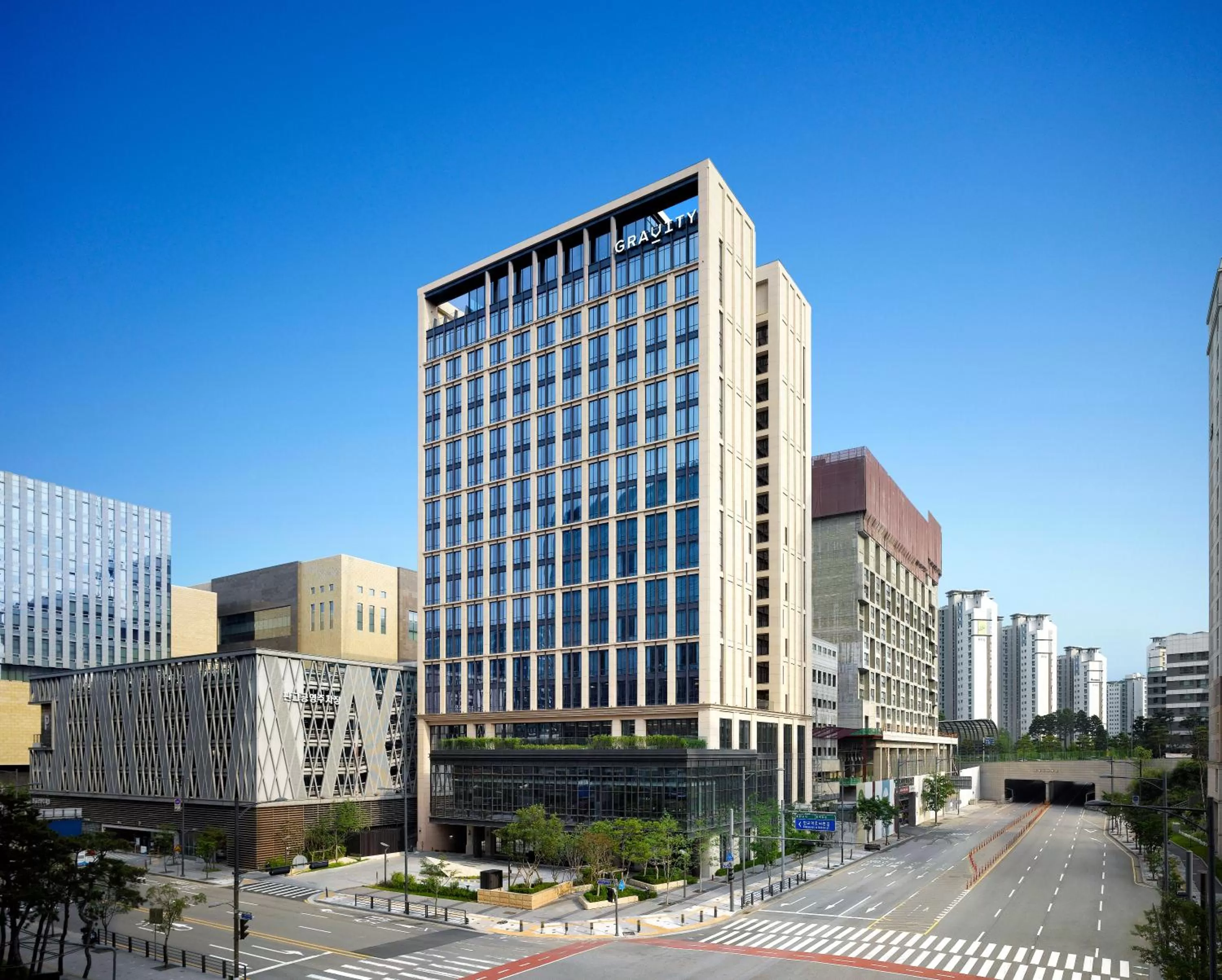 Property building in GRAVITY JOSUN Seoul Pangyo, Autograph Collection