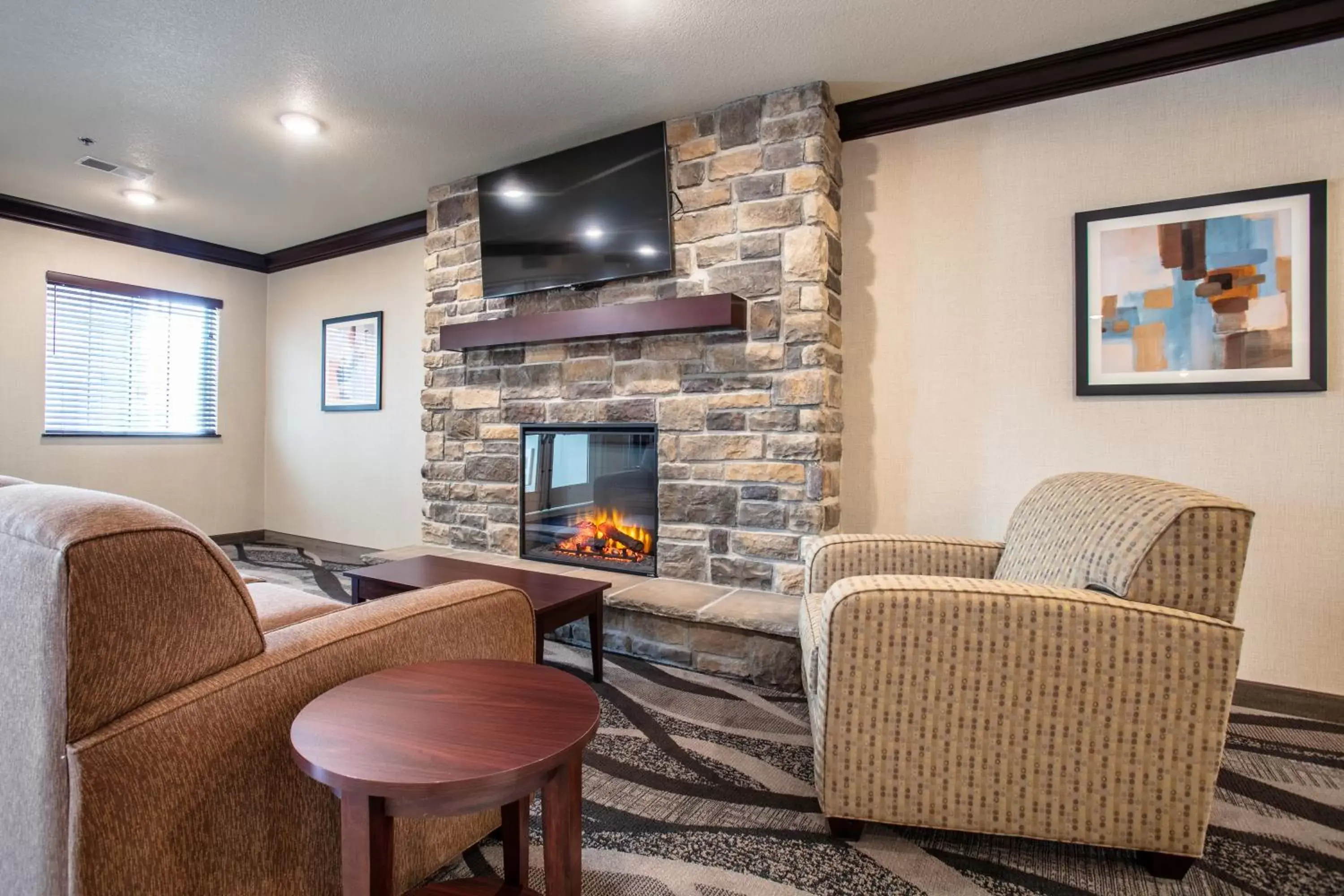 Lobby or reception, Seating Area in Cobblestone Inn & Suites - Pine Bluffs