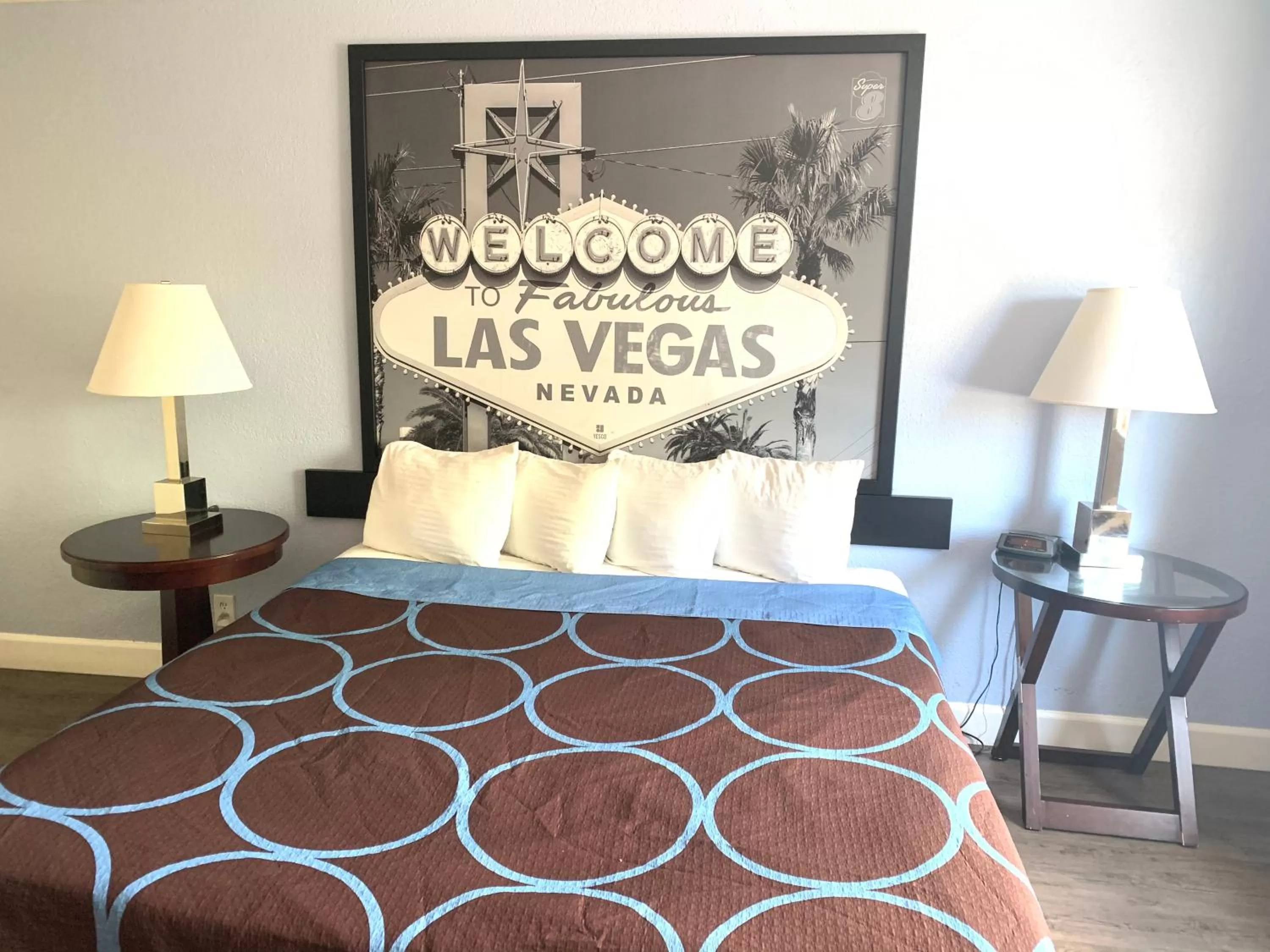 Bedroom, Bed in Super 8 by Wyndham Las Vegas North Strip/Fremont St. Area