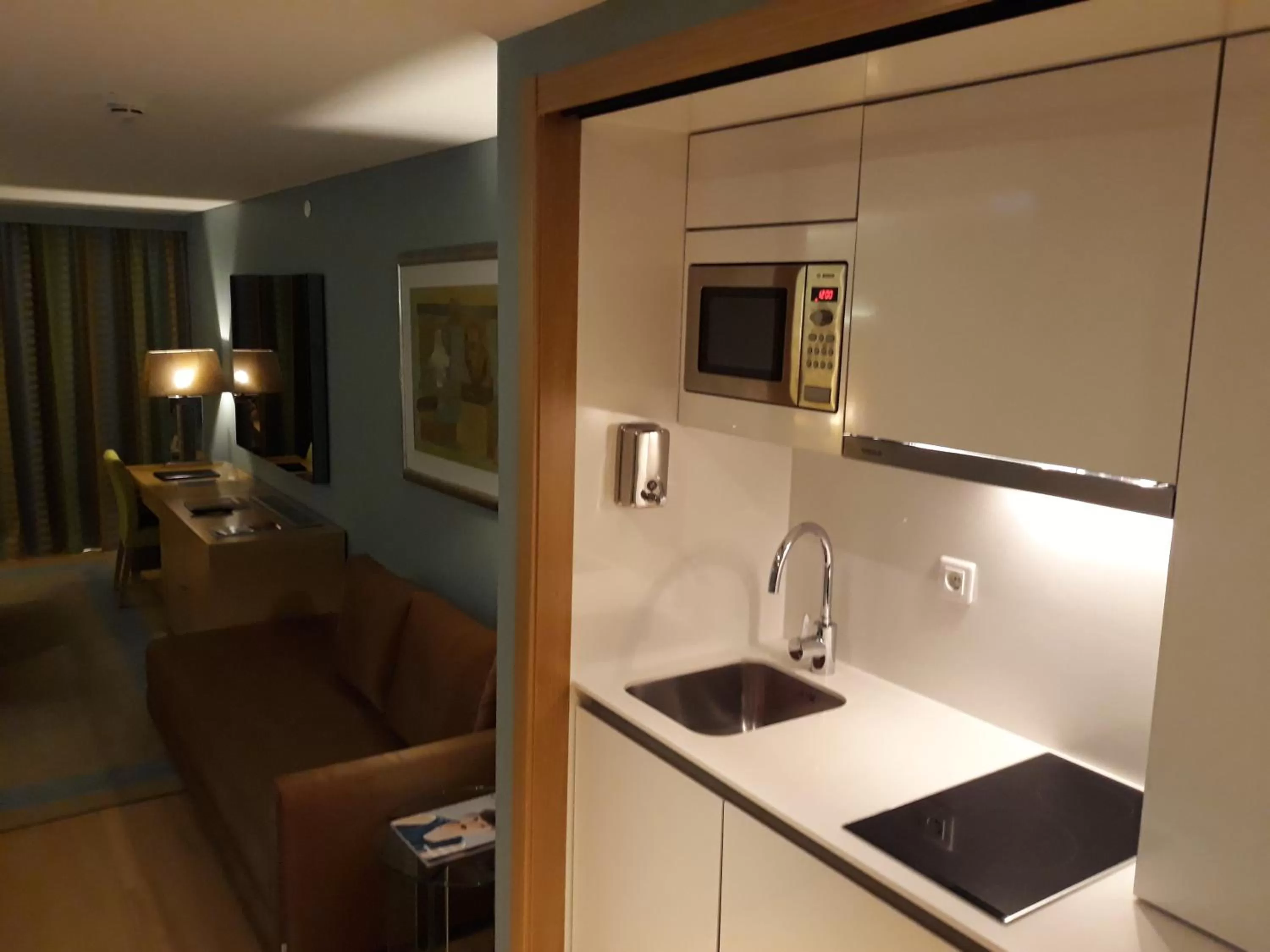 Kitchen or kitchenette in Hotel Presidente Luanda