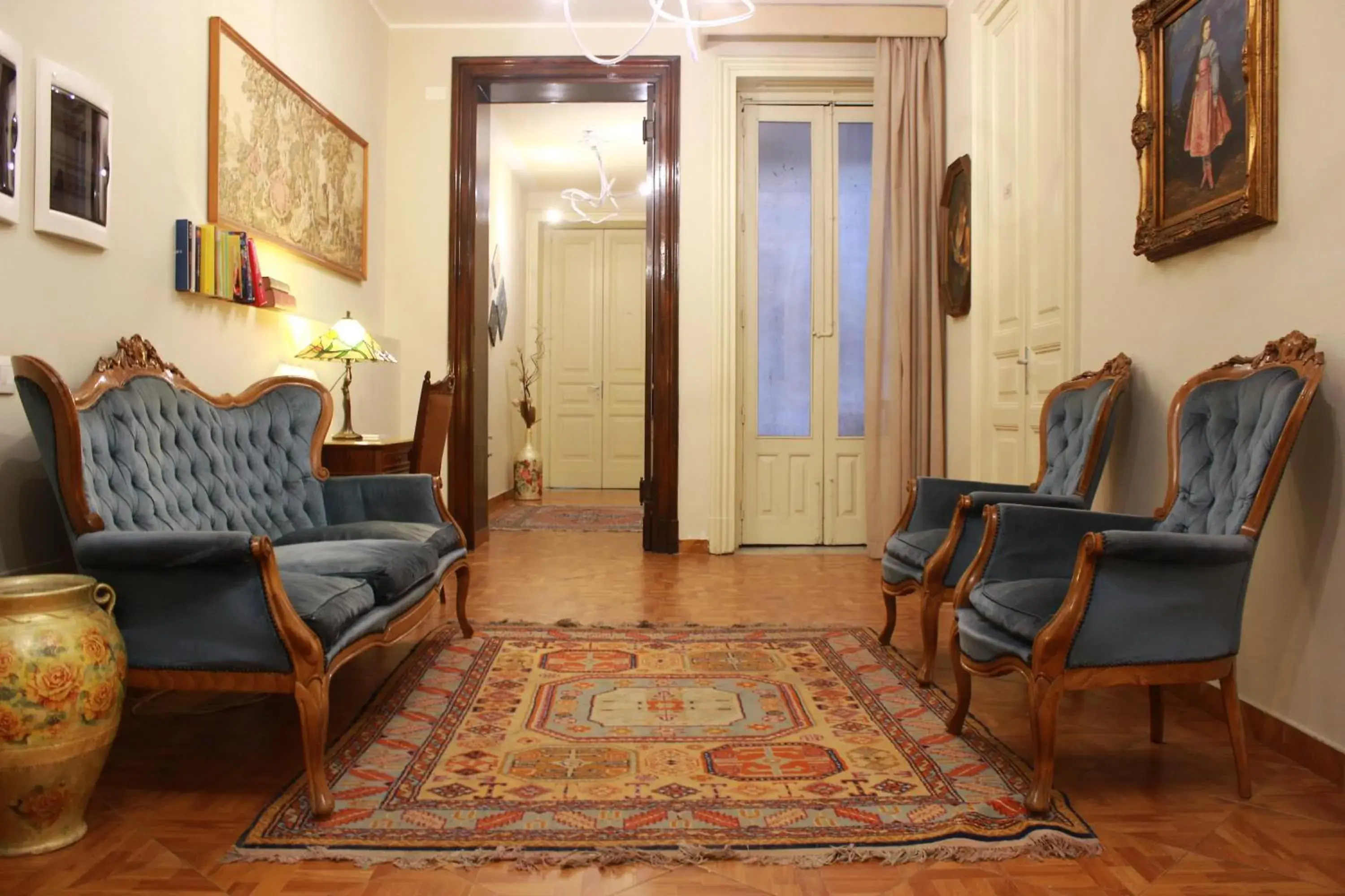 Living room, Seating Area in Umberto House Catania