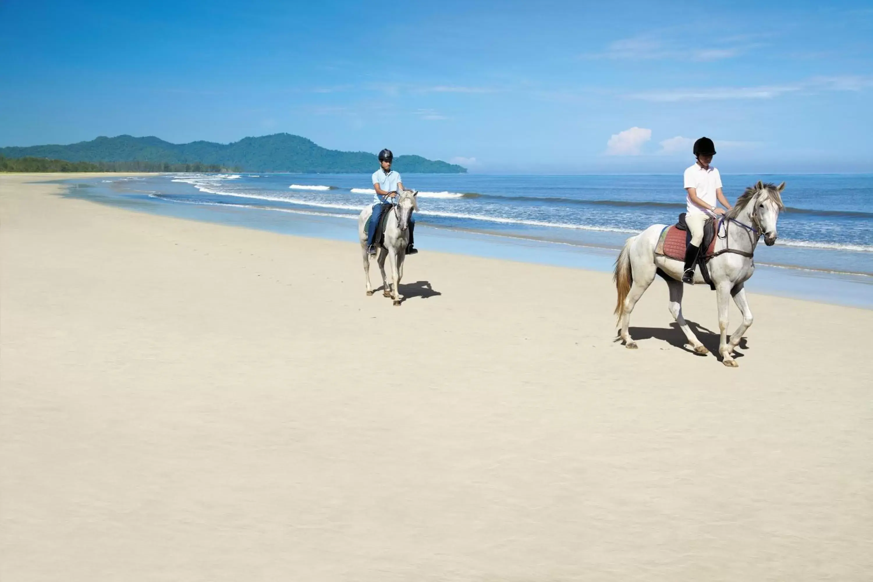 Activities, Beach in Shangri-La Rasa Ria, Kota Kinabalu