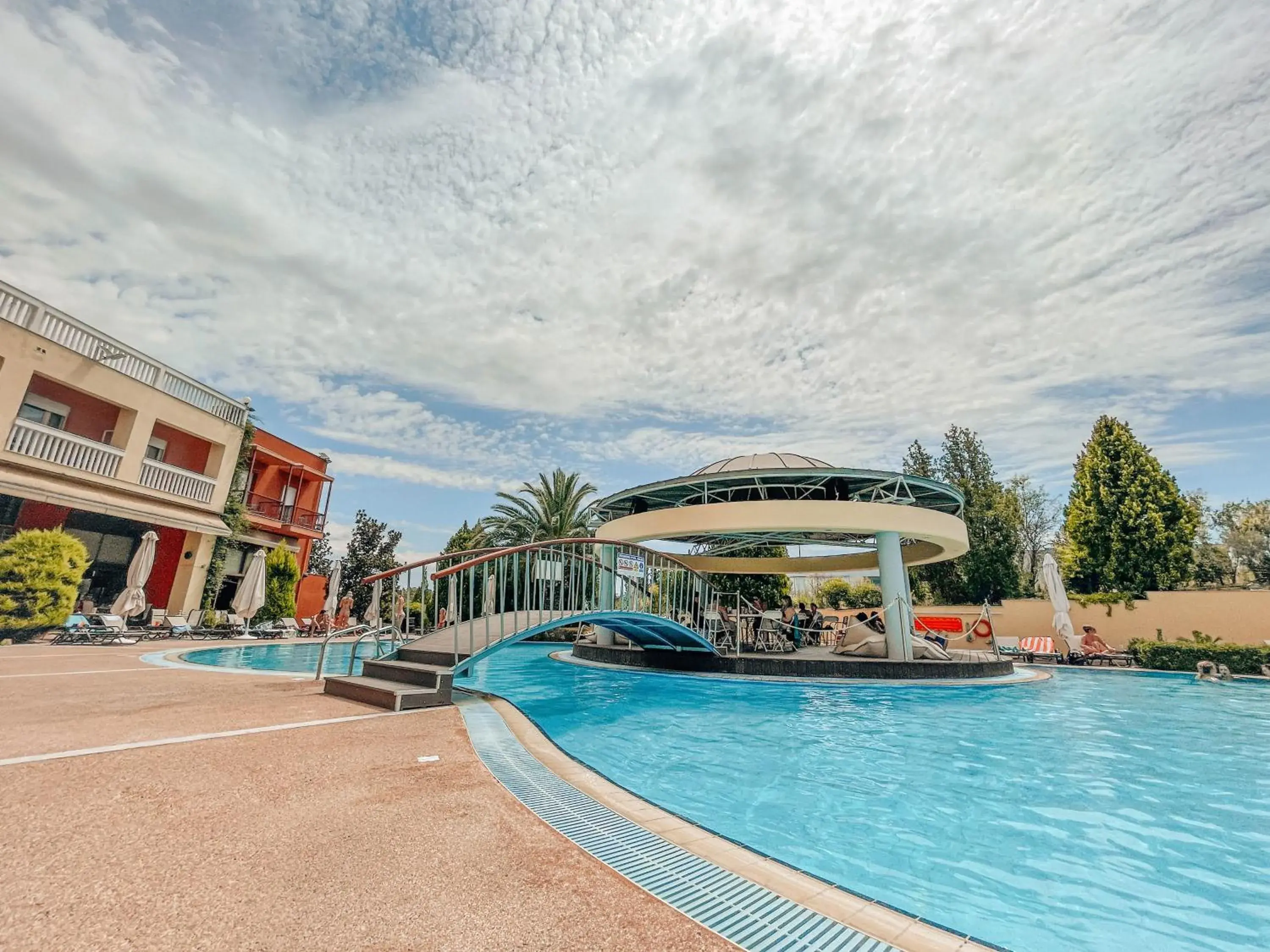 Summer, Swimming Pool in Ambassador Hotel Thessaloniki