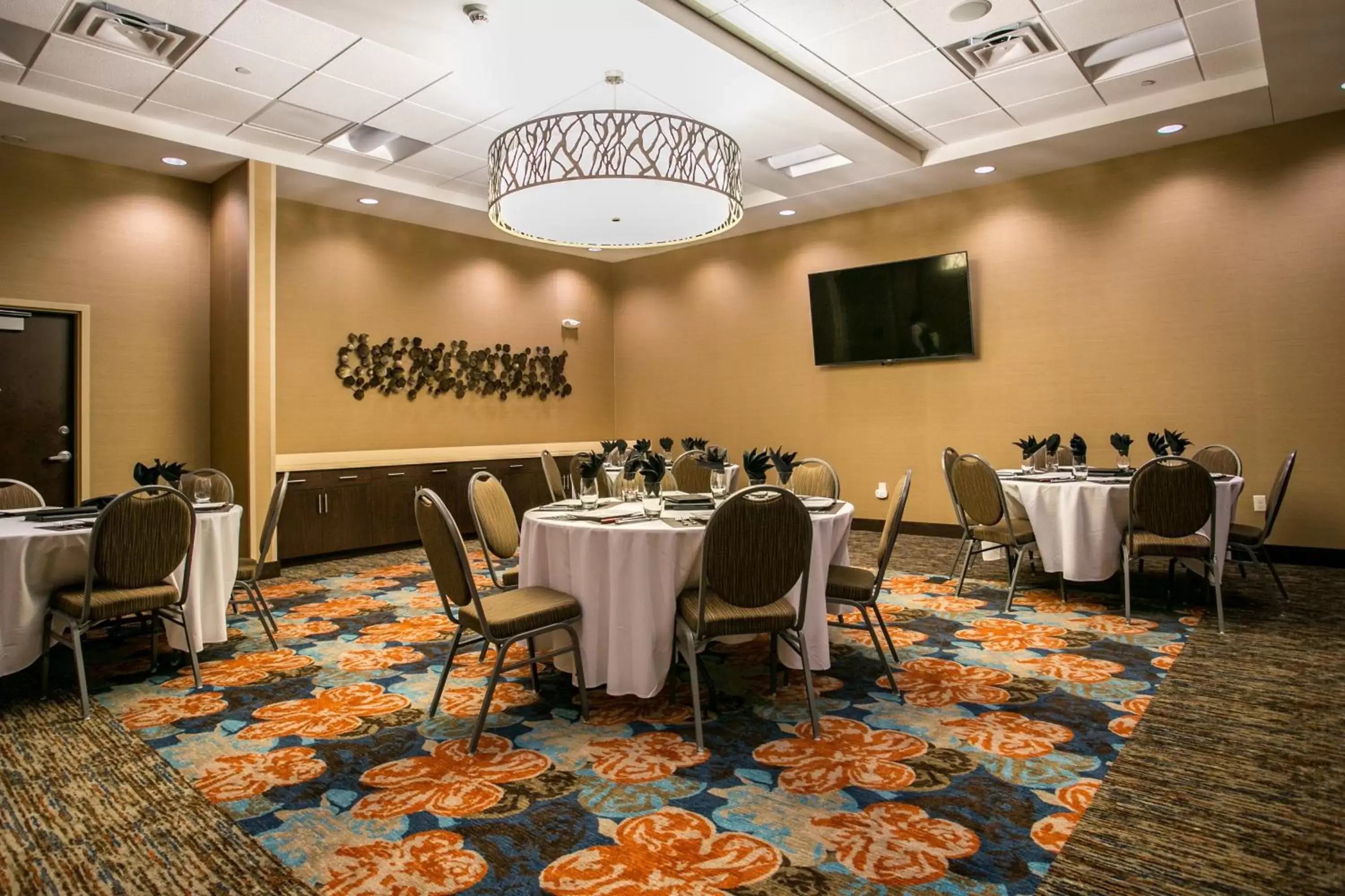 Banquet/Function facilities in Holiday Inn Hotel & Suites Chattanooga, an IHG Hotel