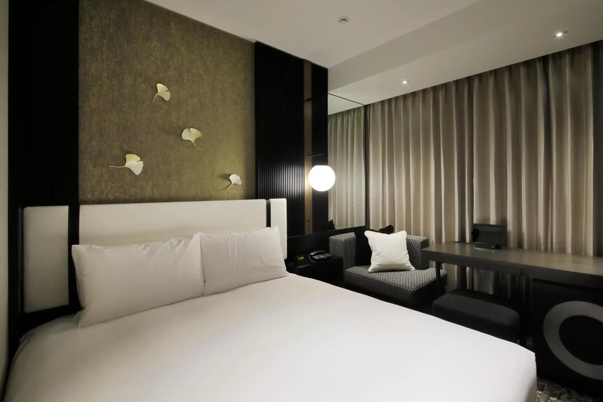 Photo of the whole room, Bed in KOKO HOTEL Premier Kumamoto Photo of the whole room, Bed in KOKO HOTEL Premier Kumamoto