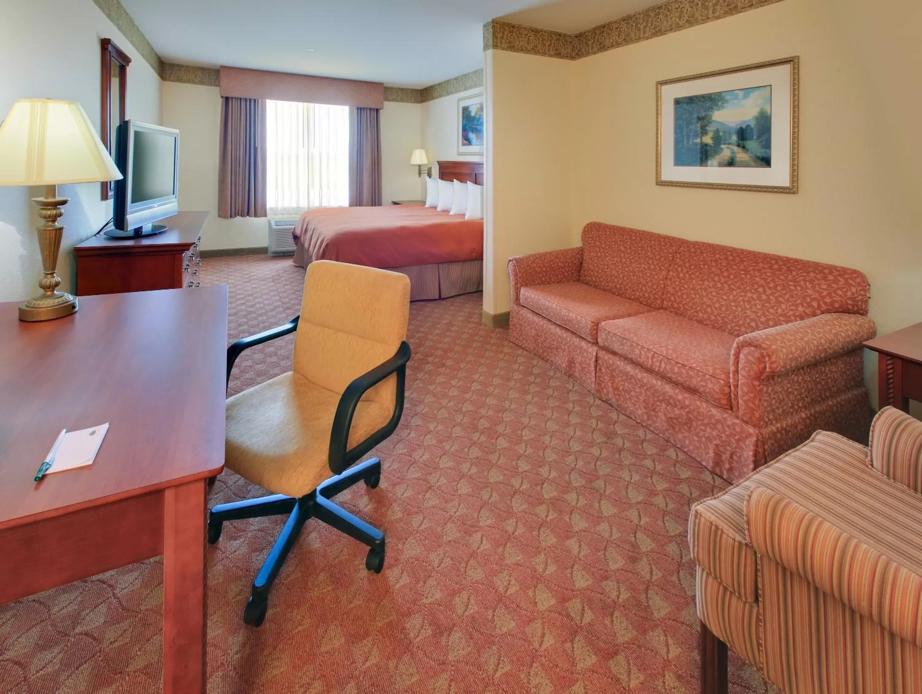 Photo of the whole room, Seating Area in Country Inn & Suites by Radisson, Bentonville South - Rogers, AR