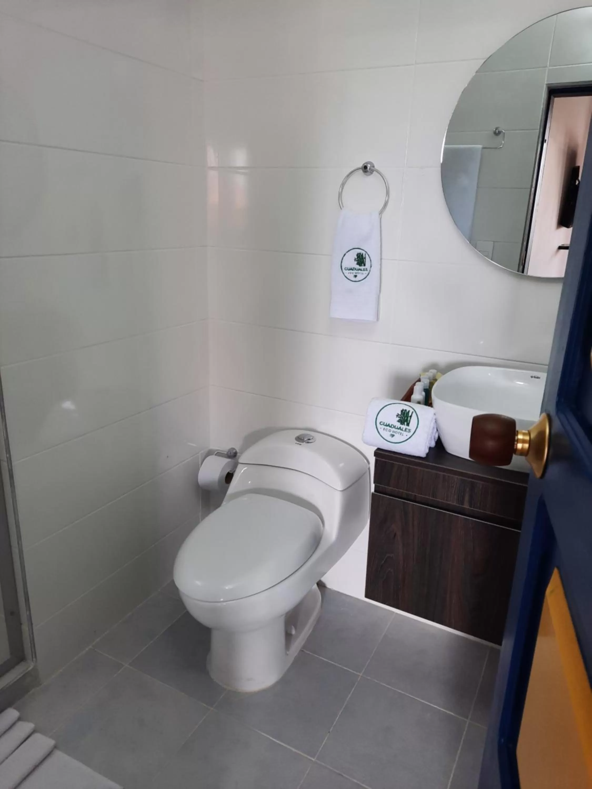 Bathroom in Guaduales Ecohotel