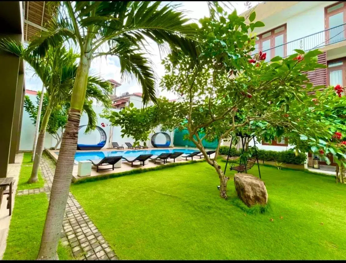 Garden in Hotel Cloud 9 Negombo