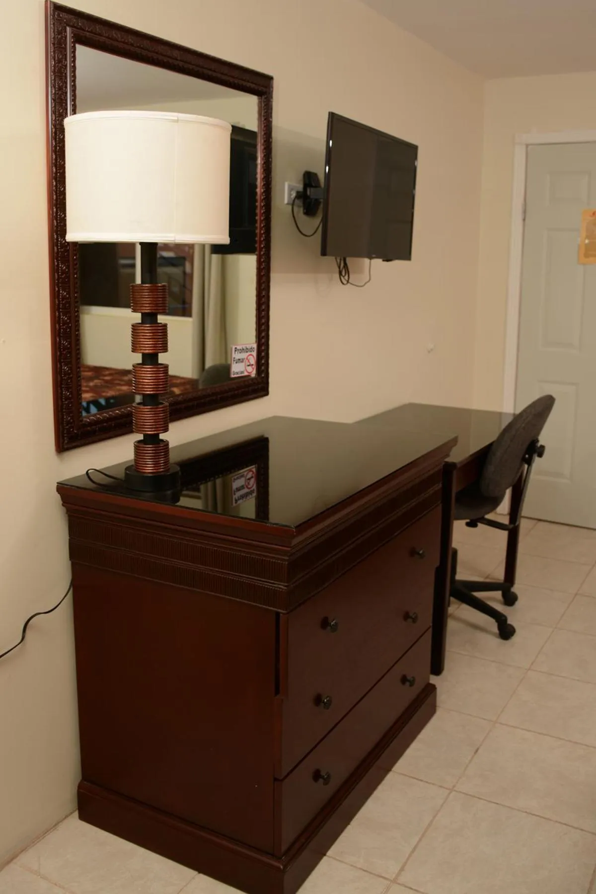 TV and multimedia in DURAZNO INN