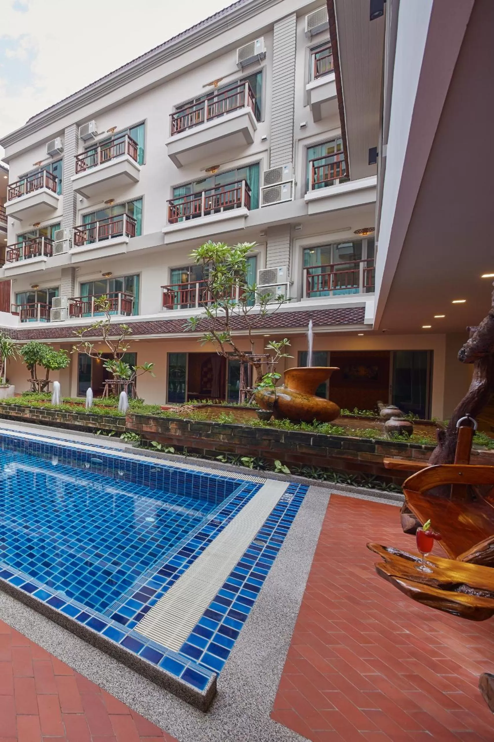 Swimming pool in The Agate Pattaya Boutique Resort