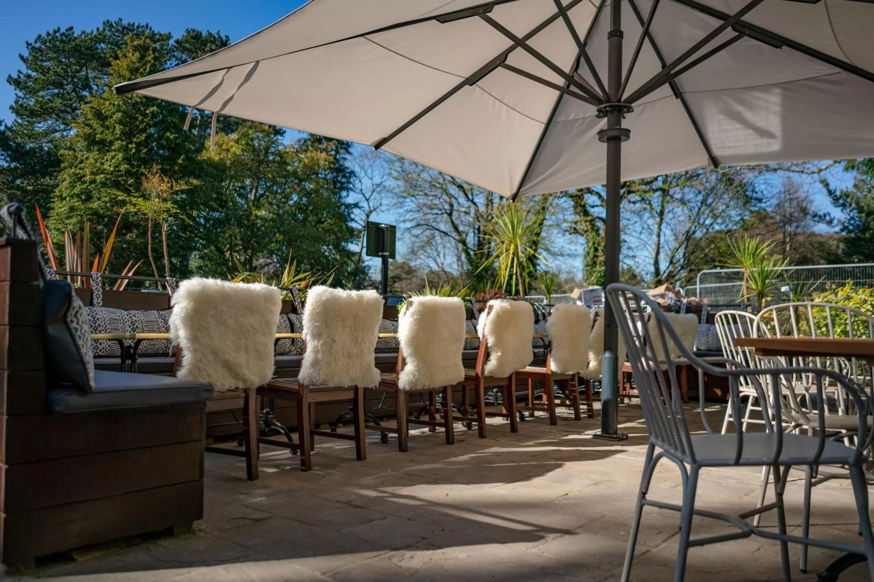 Property building in The Pavilion Arms