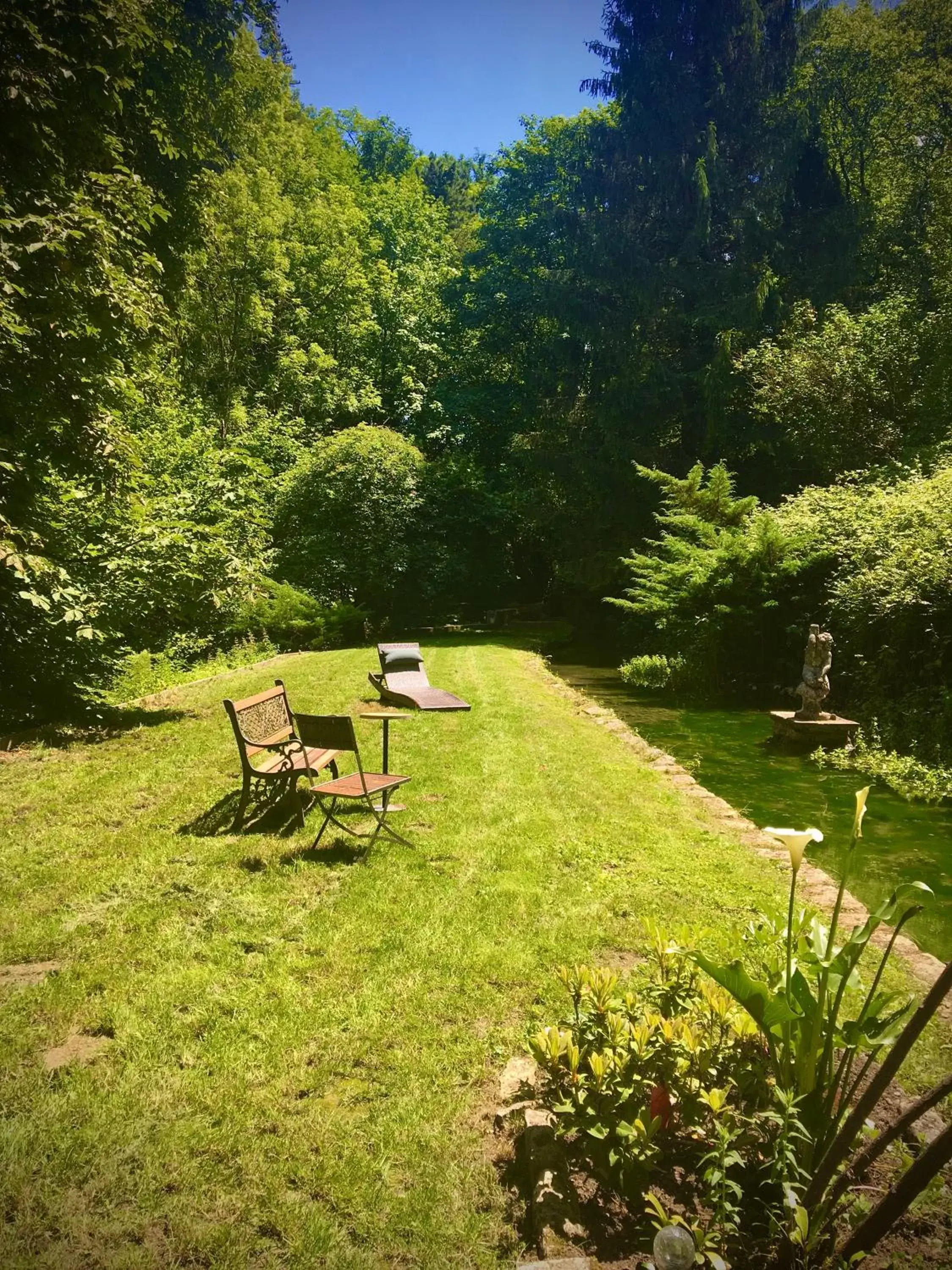 Garden in Domaine Du Moulin Vallée Heureuse