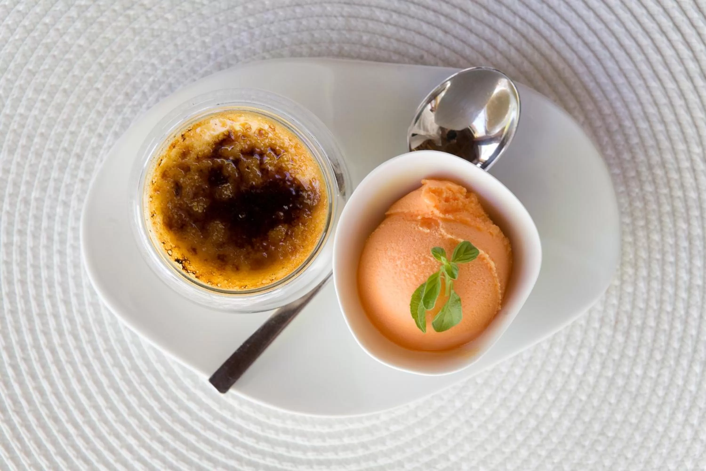 Restaurant/places to eat in Hotel Lusitano