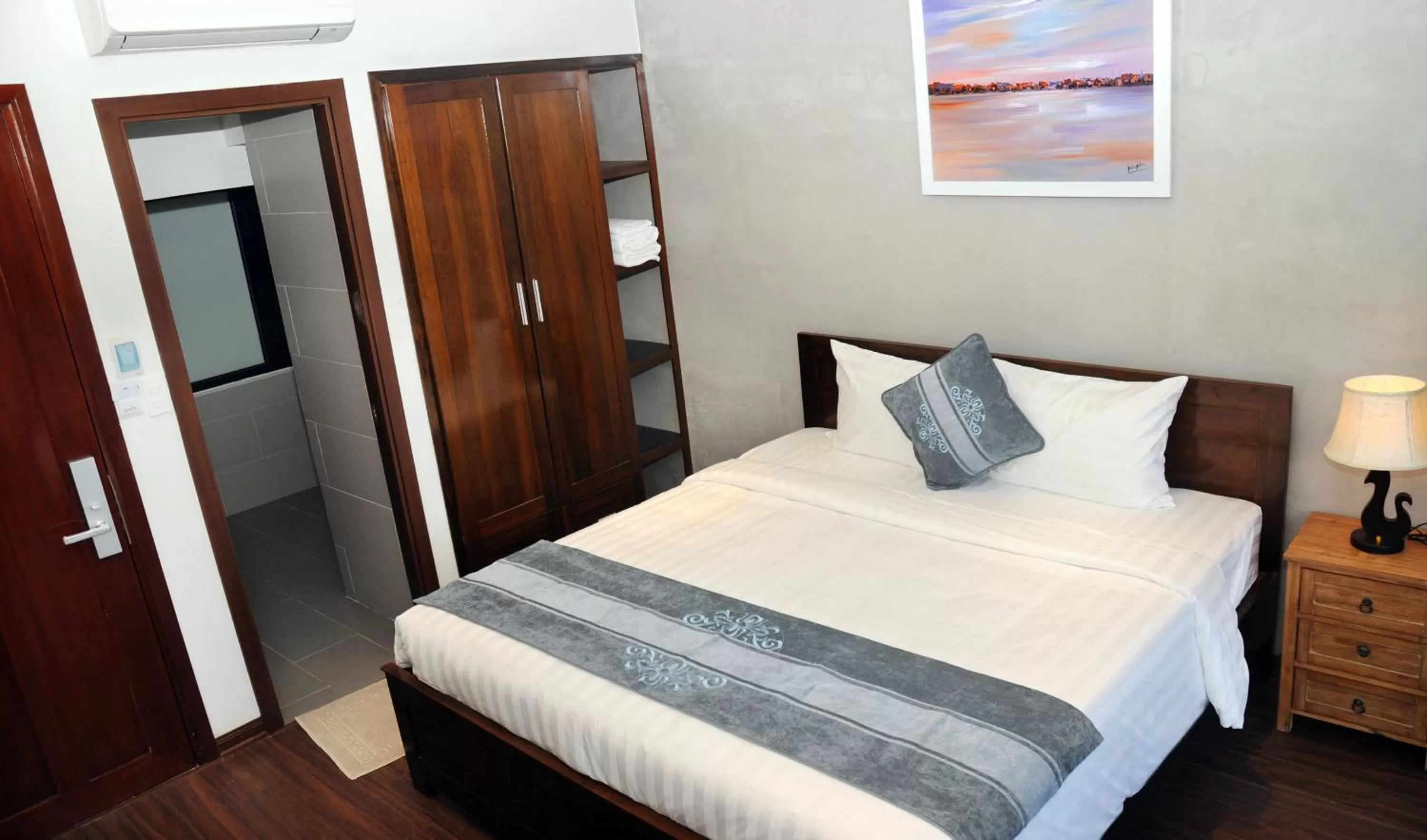 Bed in Hoi An Riverlight