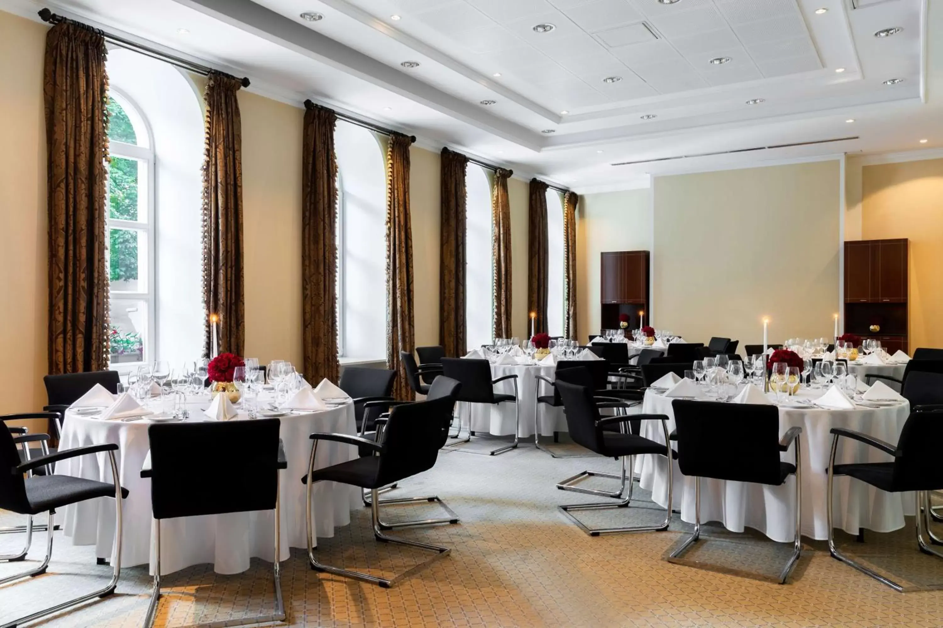 Banquet/Function facilities, Restaurant/Places to Eat in Grand Hotel Kempinski Vilnius