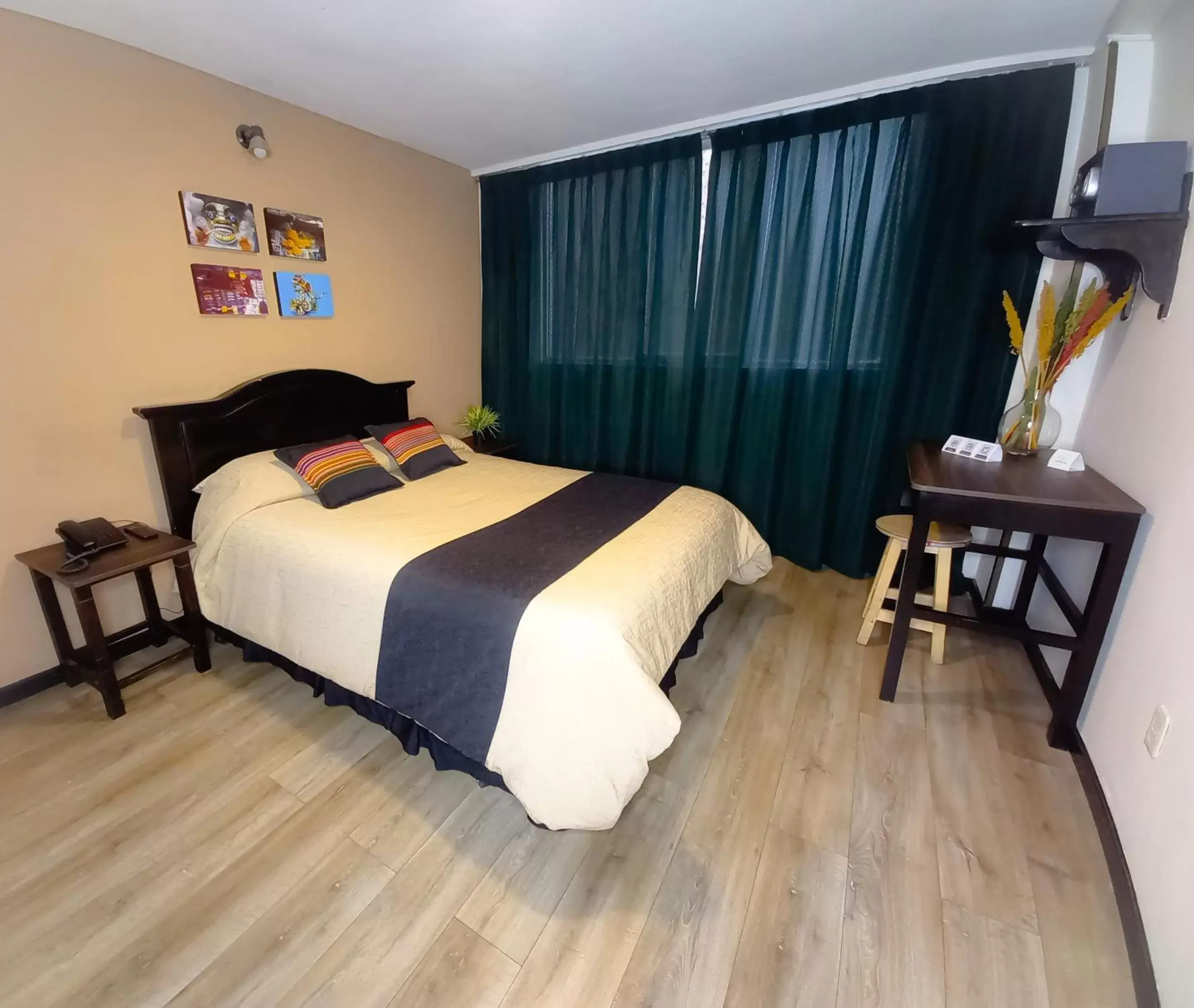 Photo of the whole room, Bed in Hotel Sagarnaga