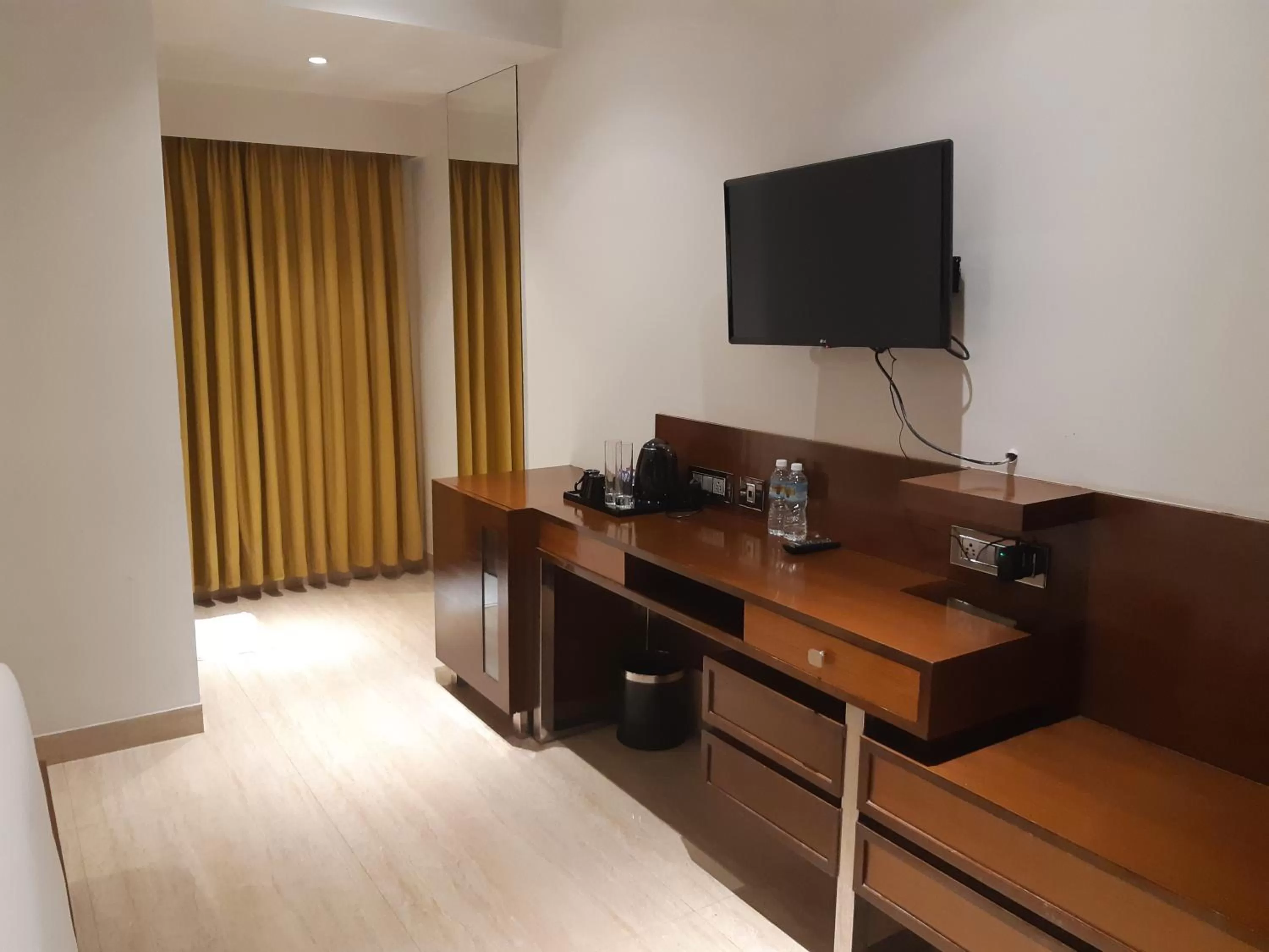 TV and multimedia in Hotel Namo Residency