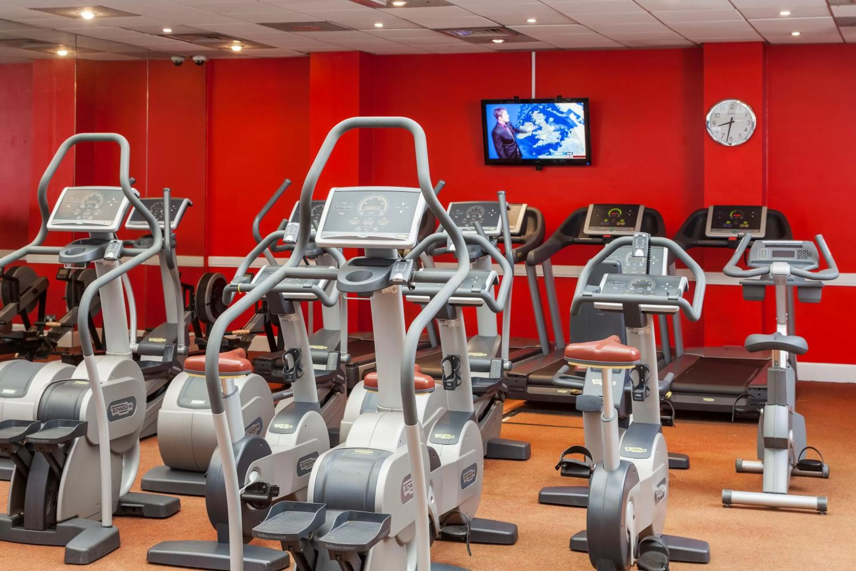 Fitness centre/facilities in Mercure Telford Centre Hotel
