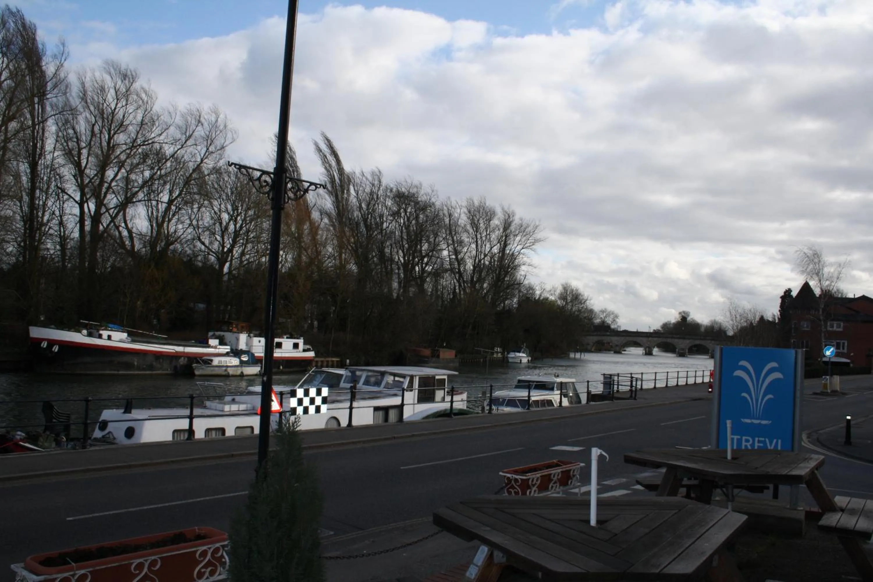 Facade/entrance in Uno Thames Riverside Hotel By Uno