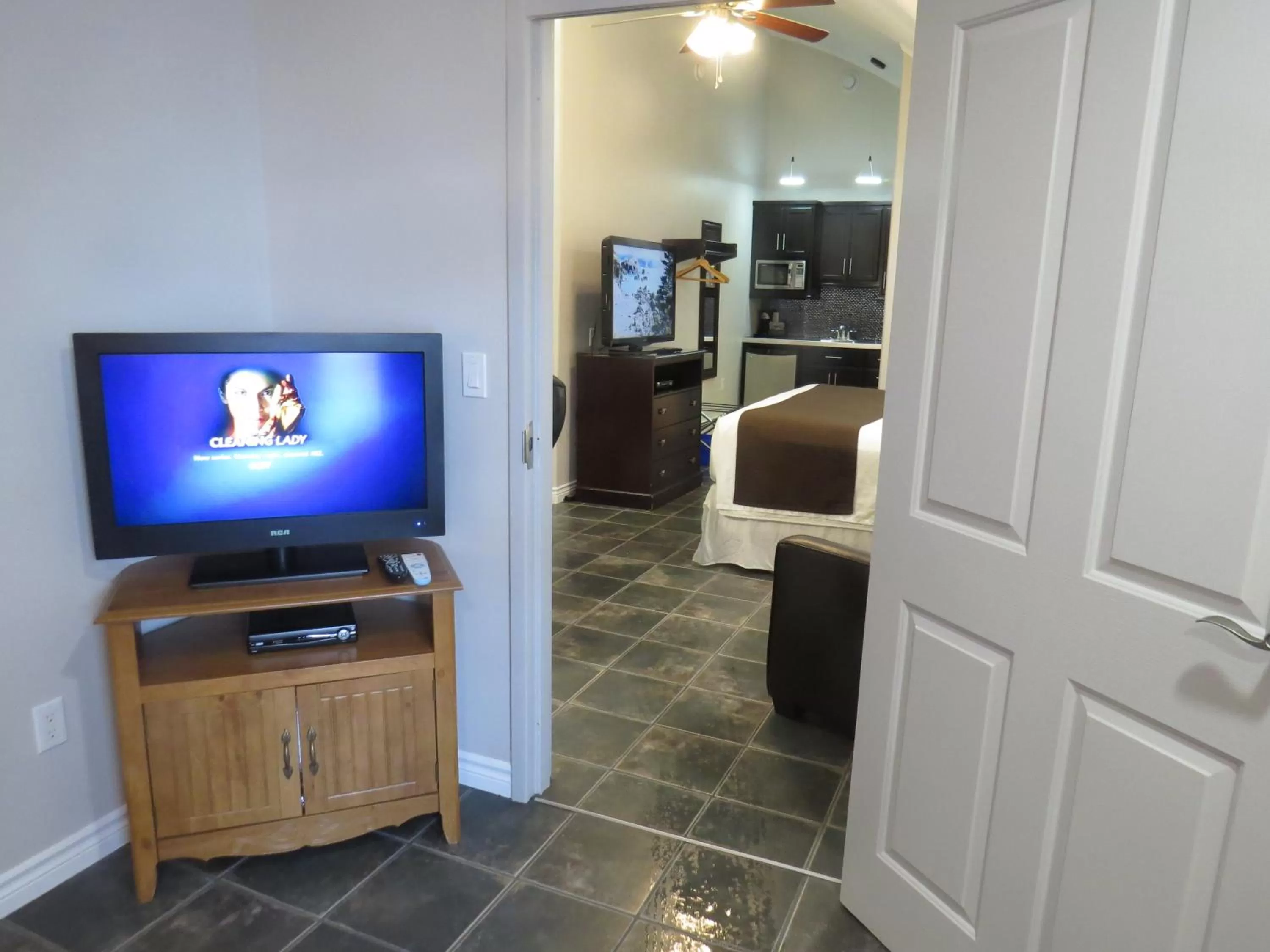 TV/Entertainment Center in Dockside Suites