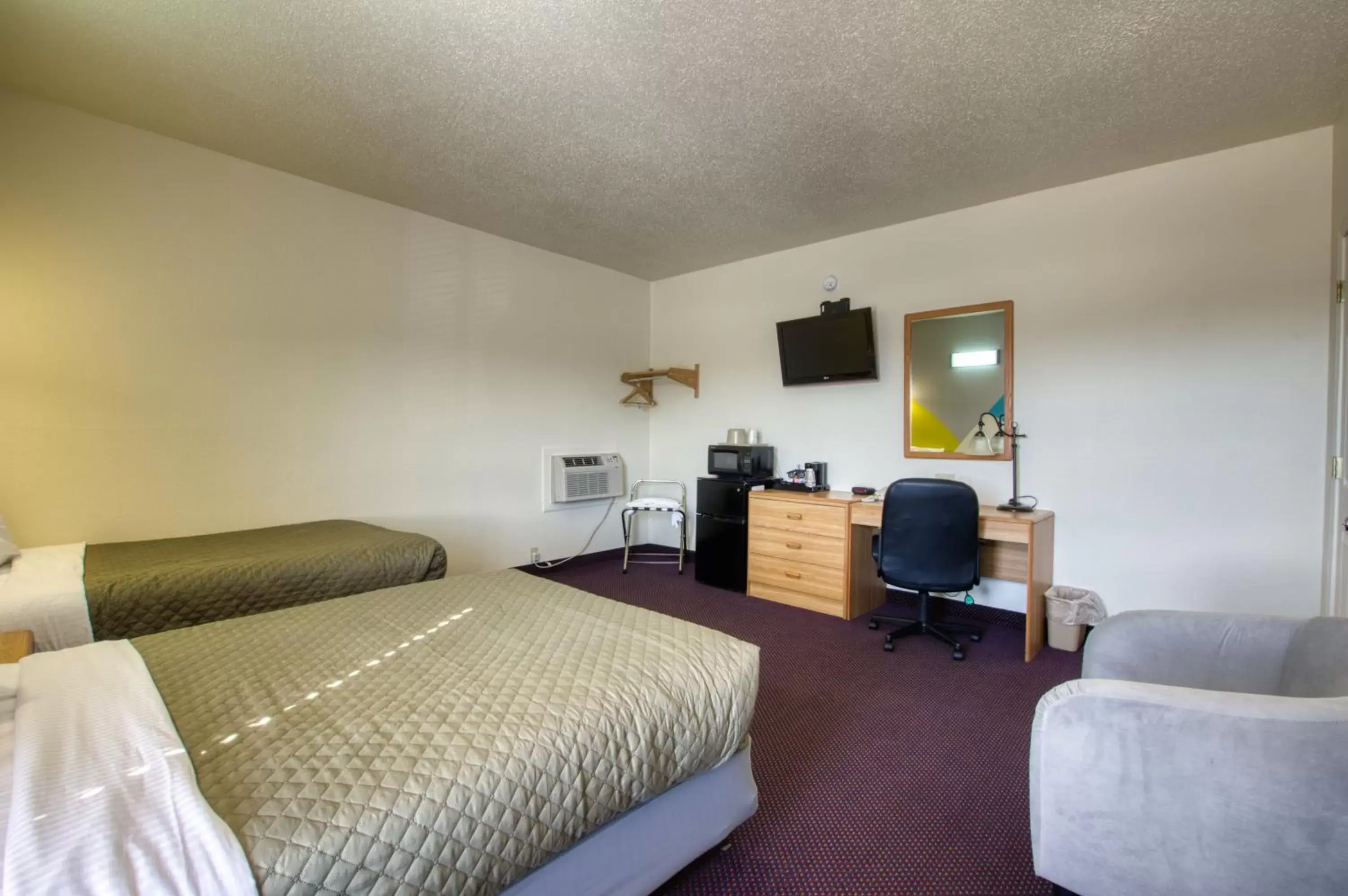 Photo of the whole room in Western Motel