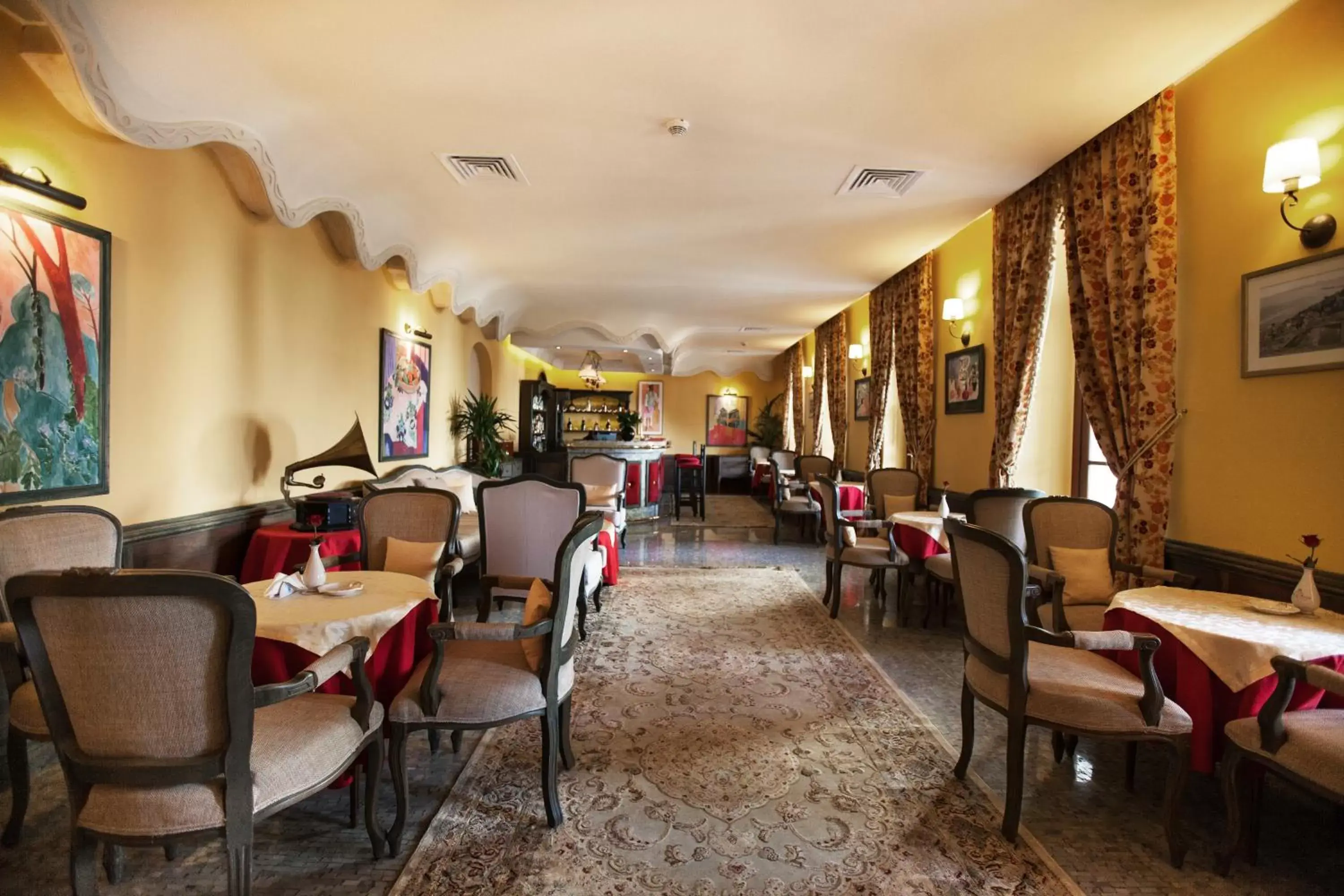 Lobby or reception, Restaurant/Places to Eat in Grand Hotel Villa de France