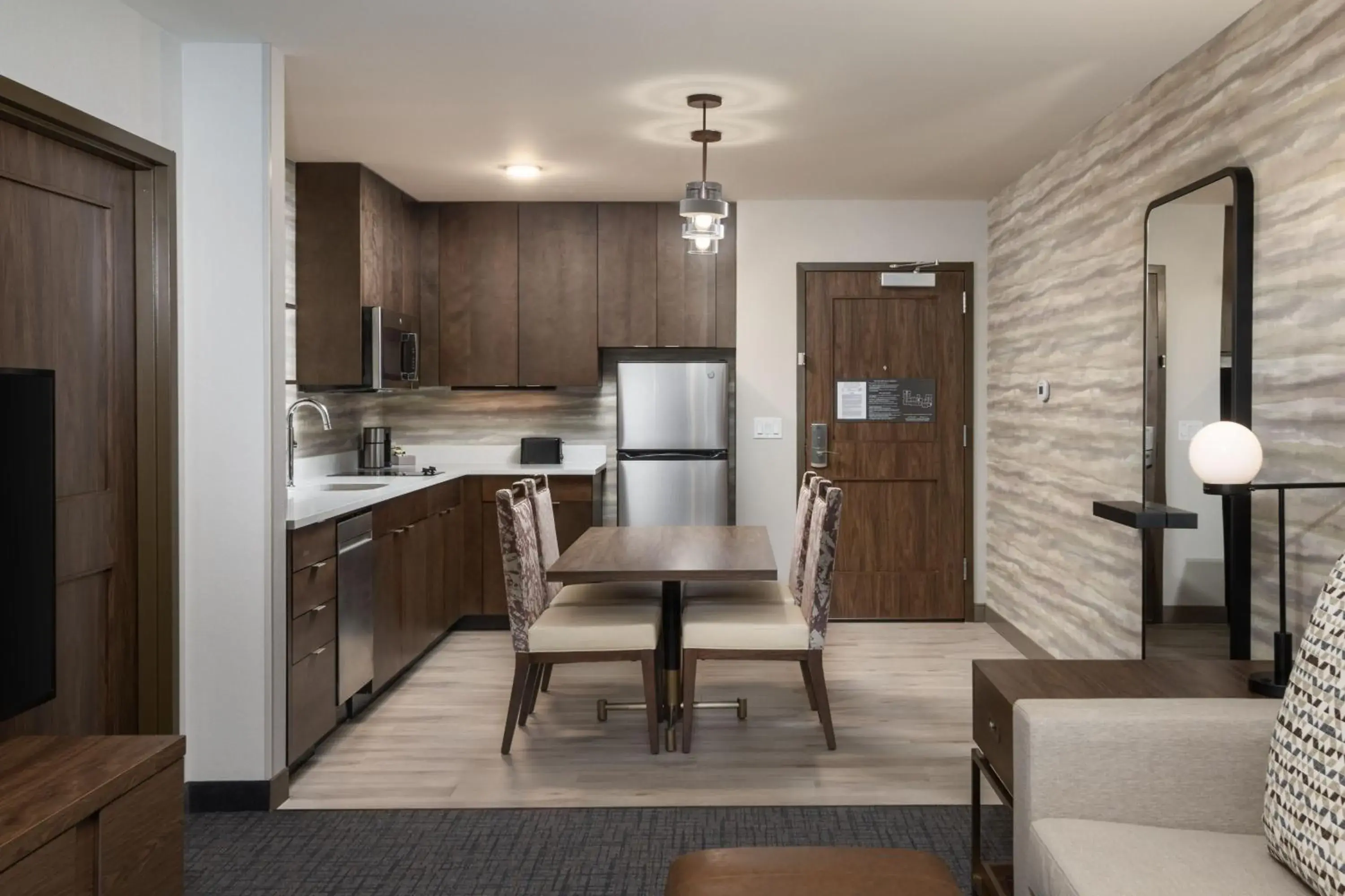 Bedroom, Kitchen/Kitchenette in Residence Inn by Marriott Denver Aurora