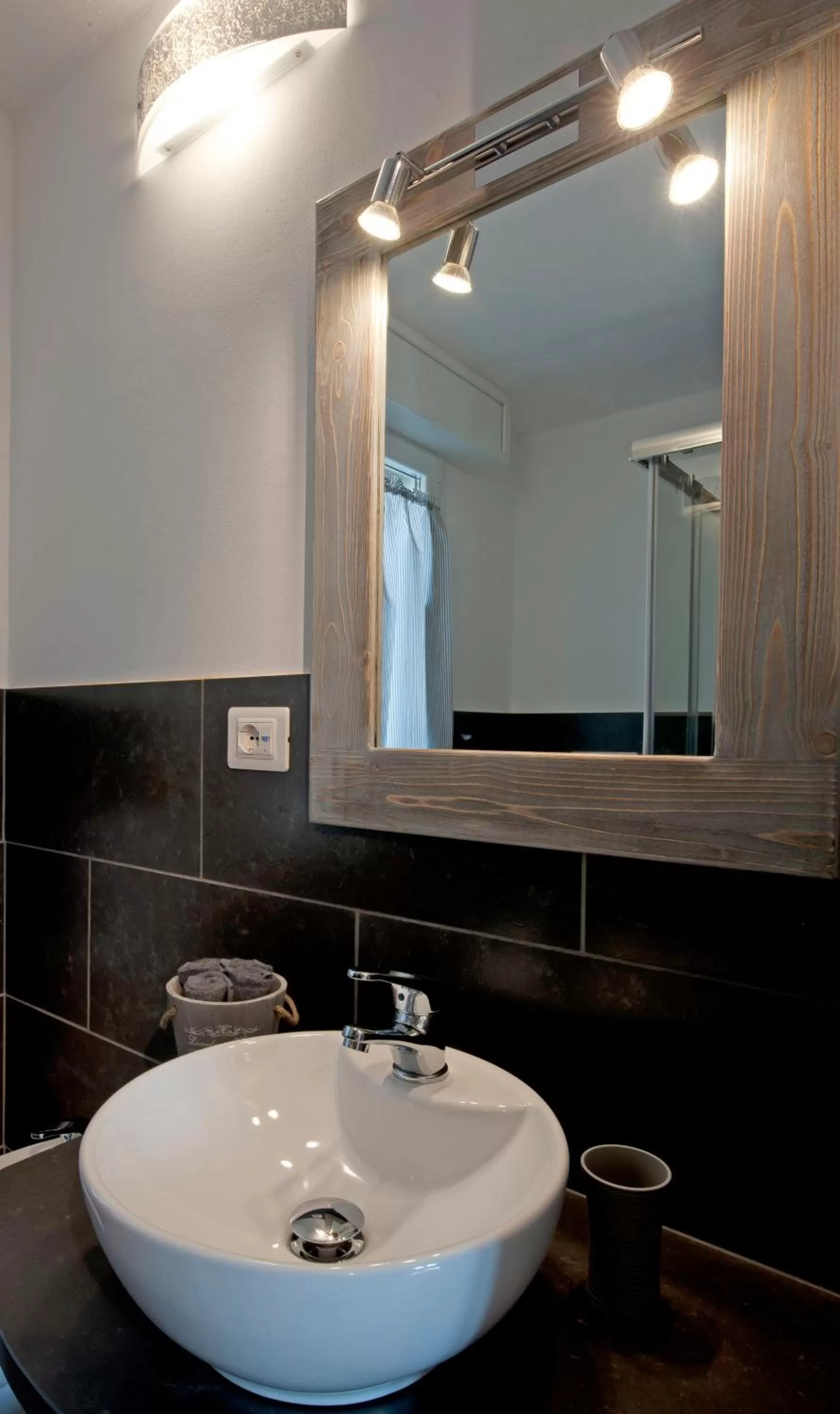 Le Suites - di fronte Ospedale Sacro Cuore