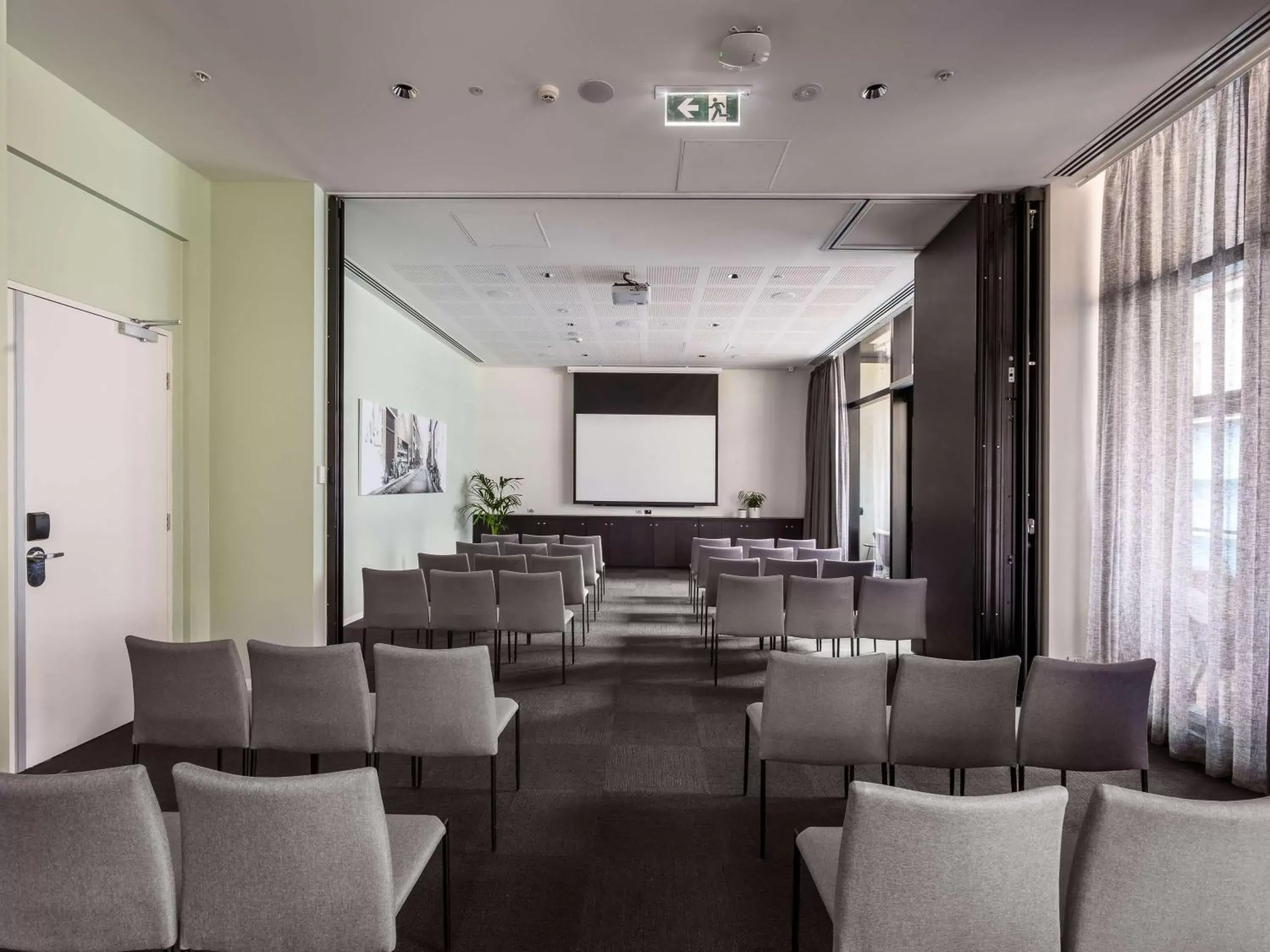 Meeting/conference room in Novotel Melbourne Central