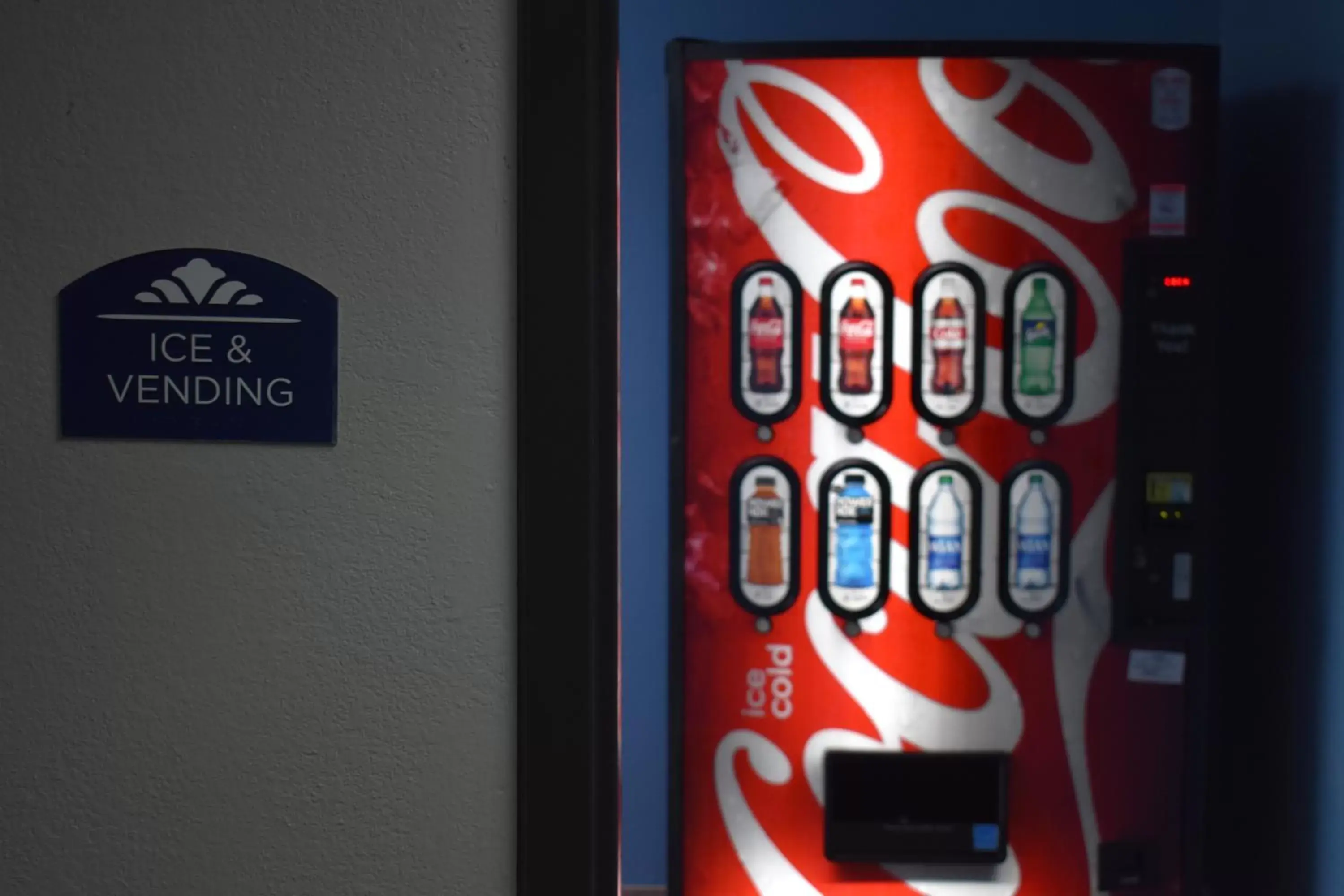 vending machine in Microtel Inn & Suites by Wyndham Stockbridge/Atlanta I-75