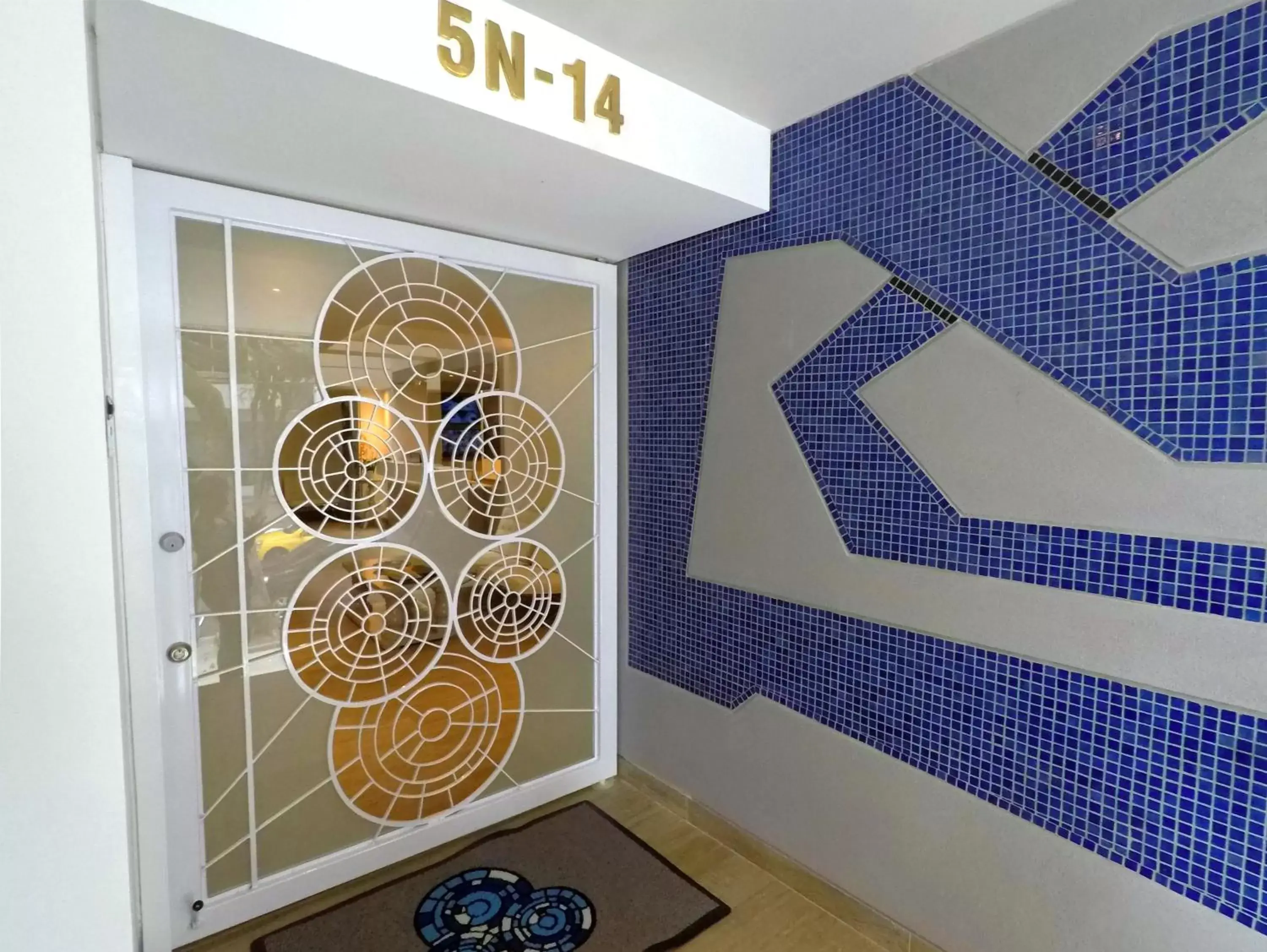 Facade/entrance in Park V Facade/entrance in Park V