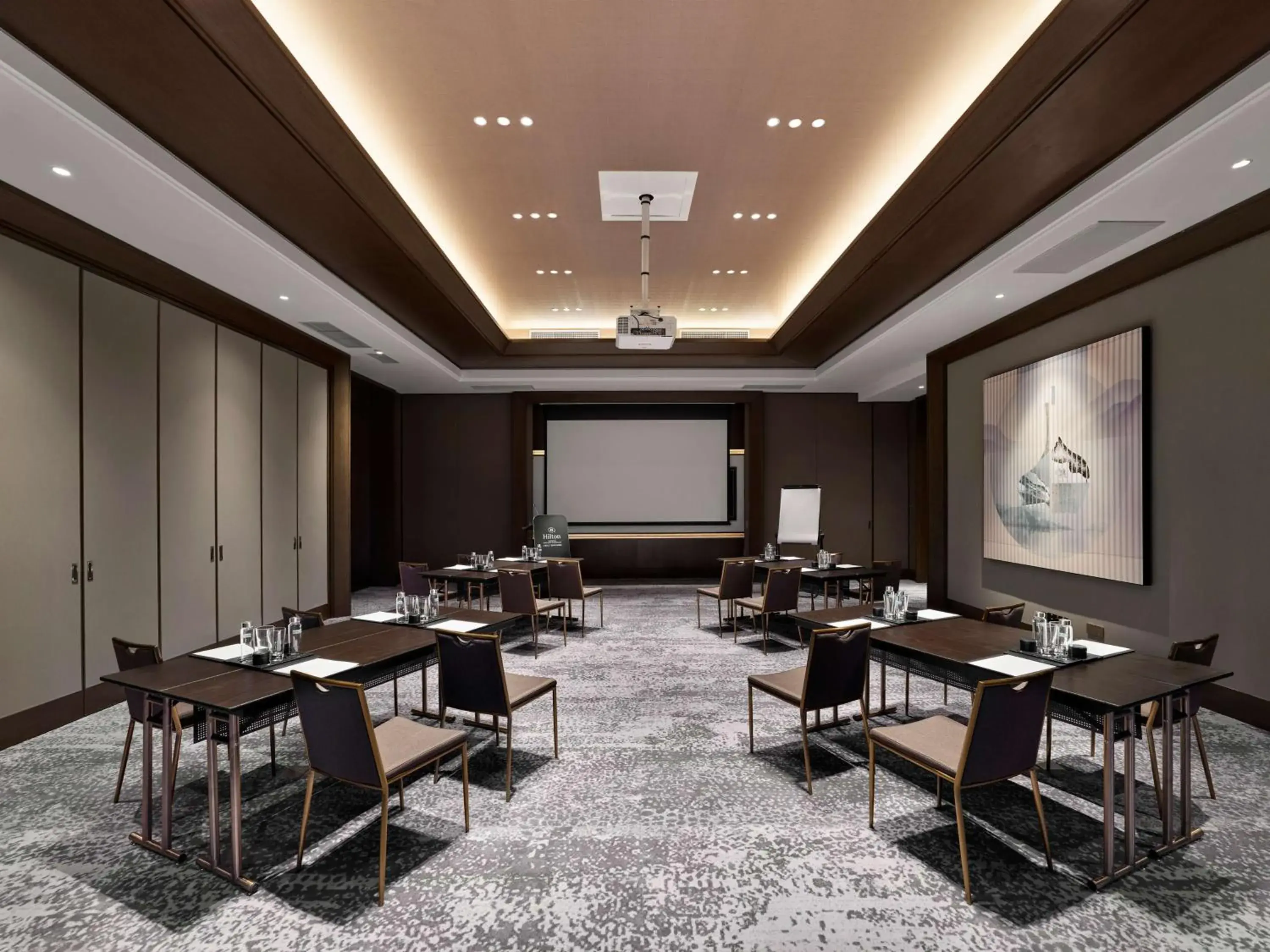 Meeting/conference room in Hilton Shanghai Songjiang Guangfulin