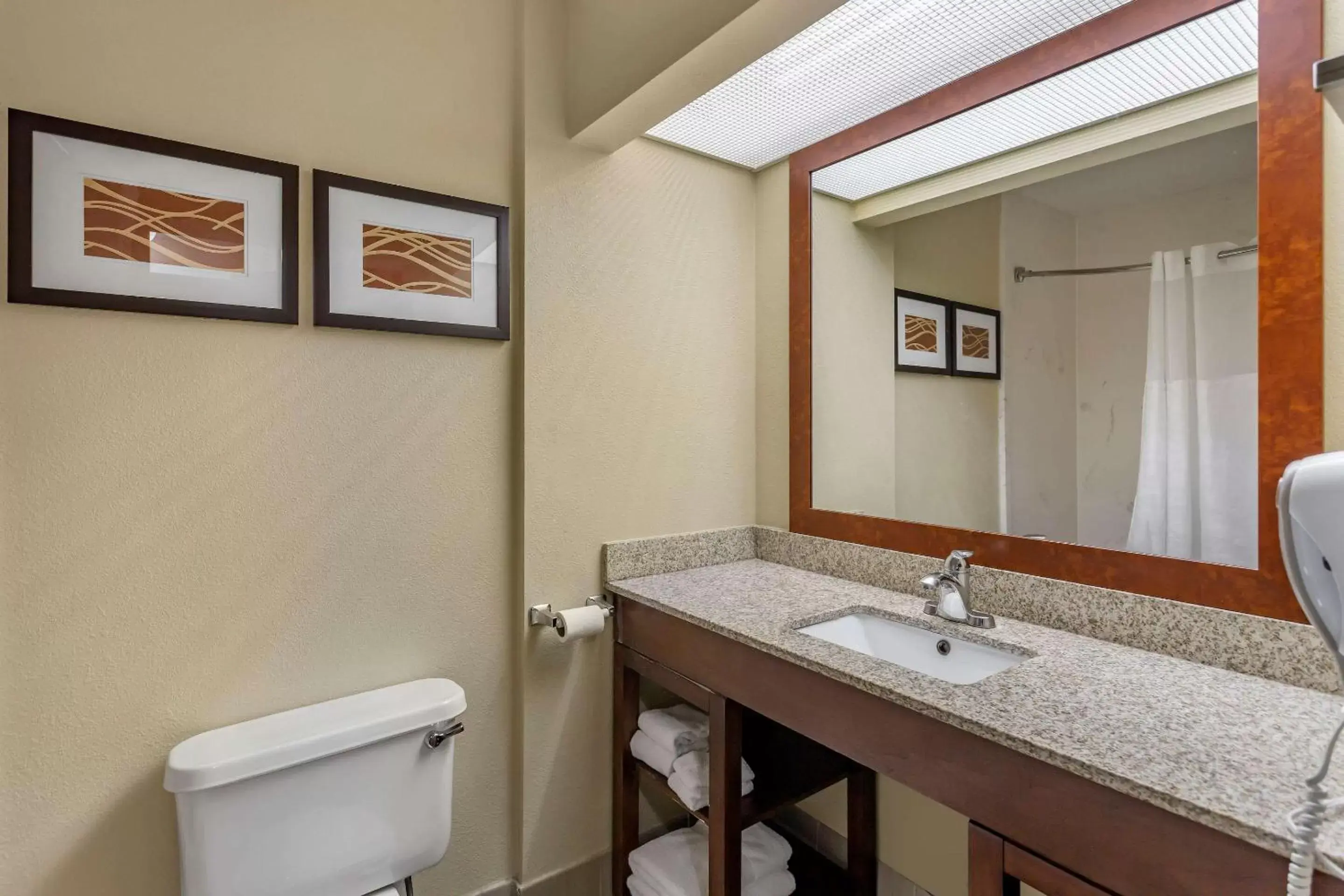 Bathroom in Comfort Suites At Rivergate Mall