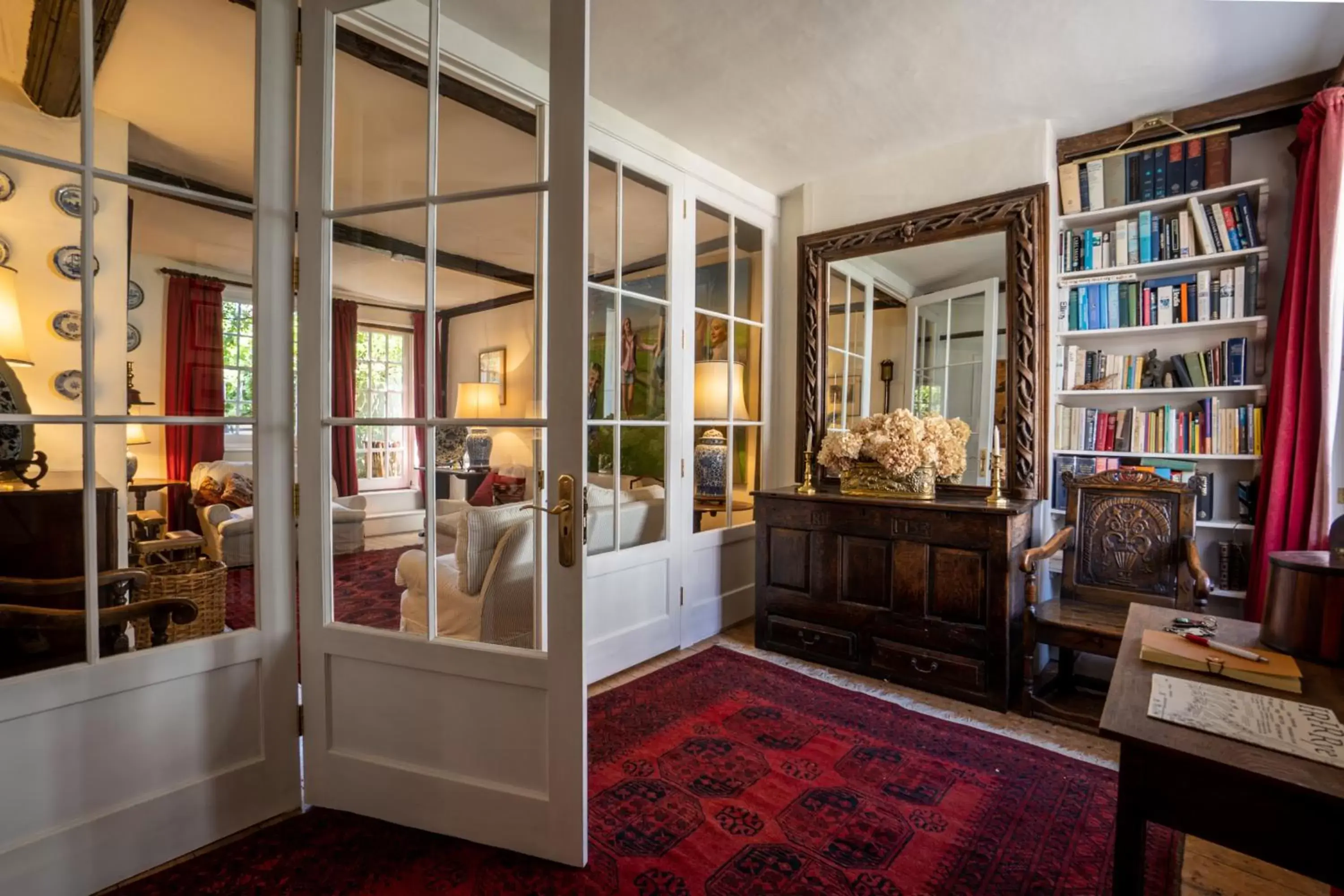 Seating area in The House with Two Front Doors