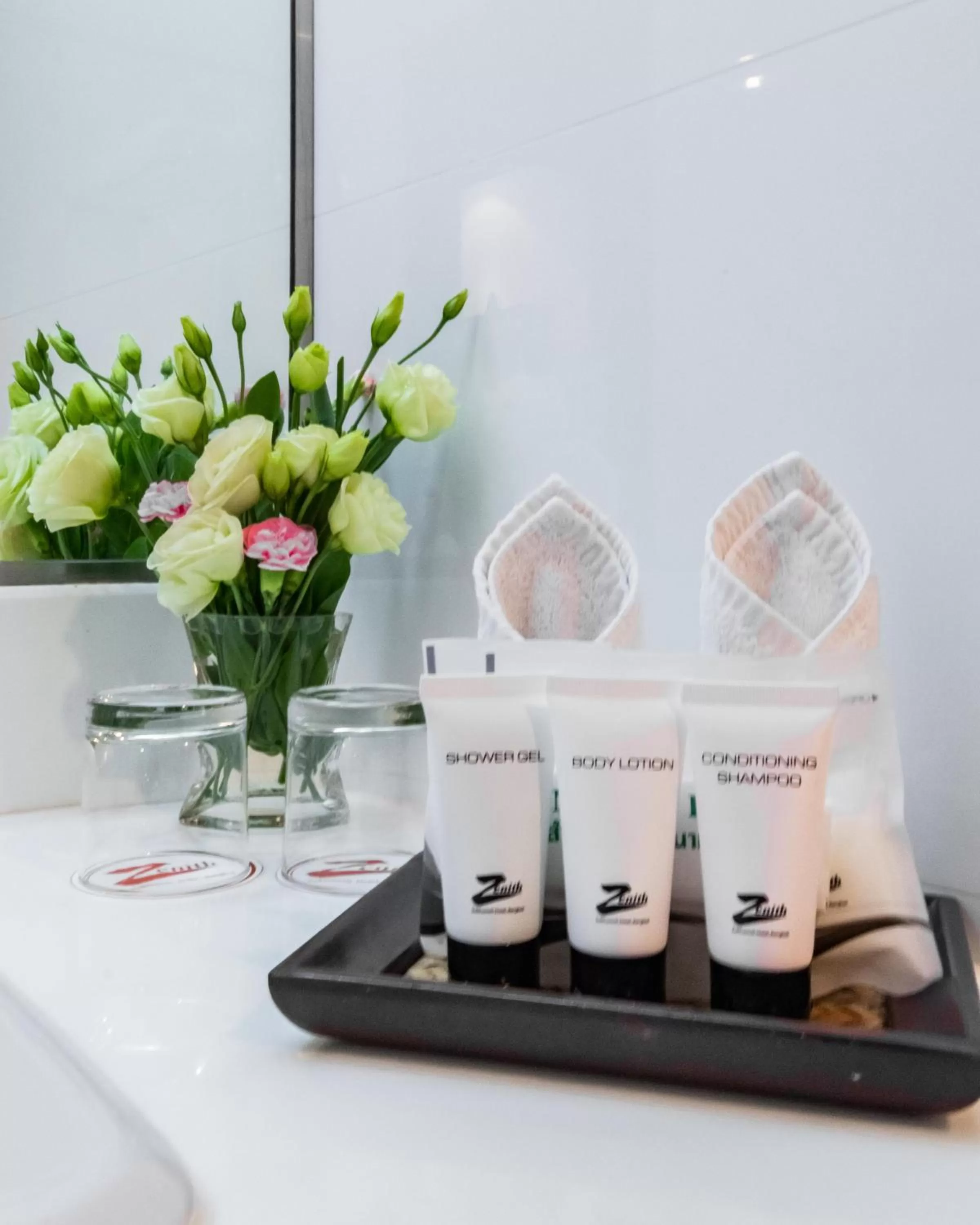 Bathroom in Zenith Sukhumvit Hotel, Bangkok