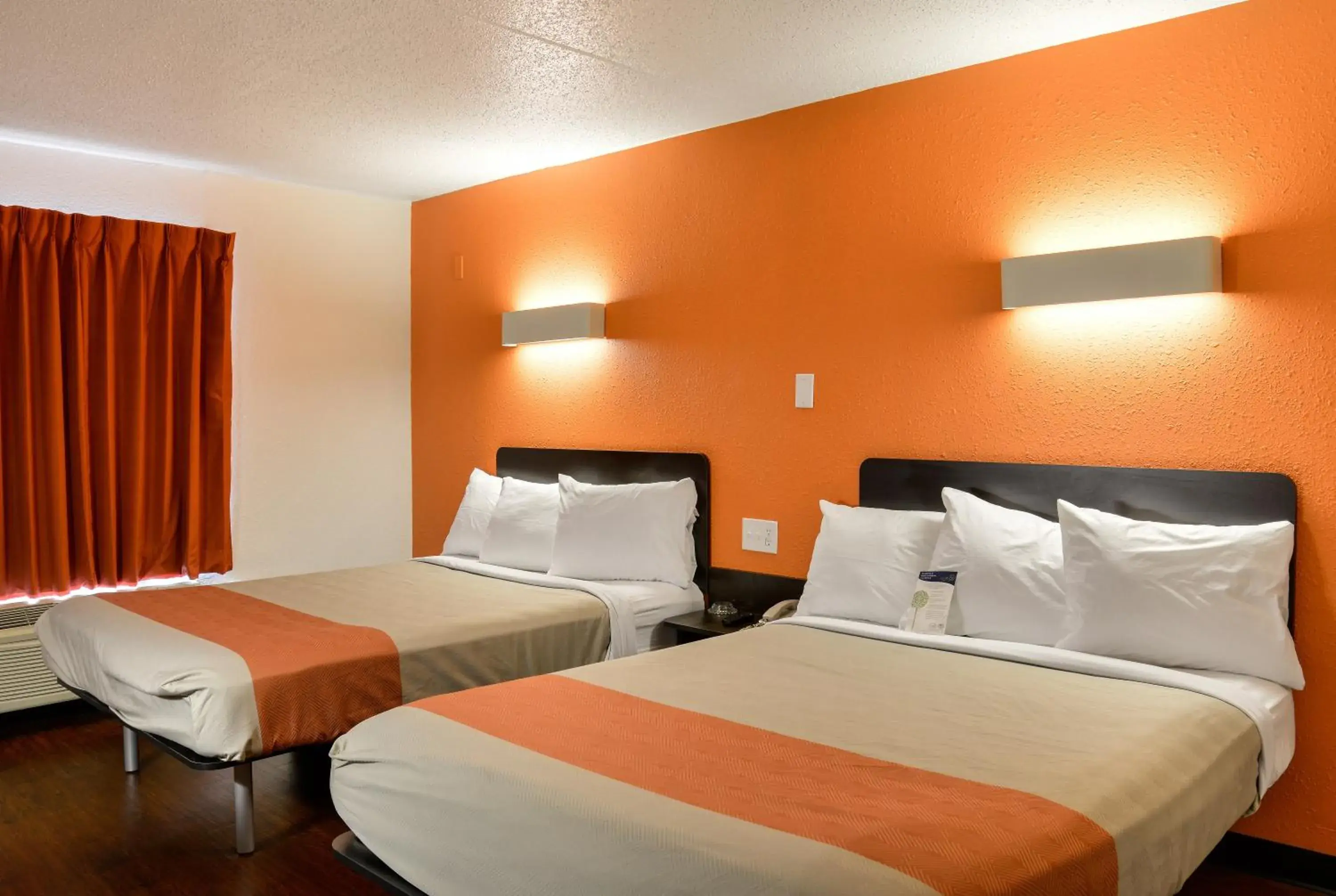 Bedroom, Bed in Motel 6-Toledo, OH