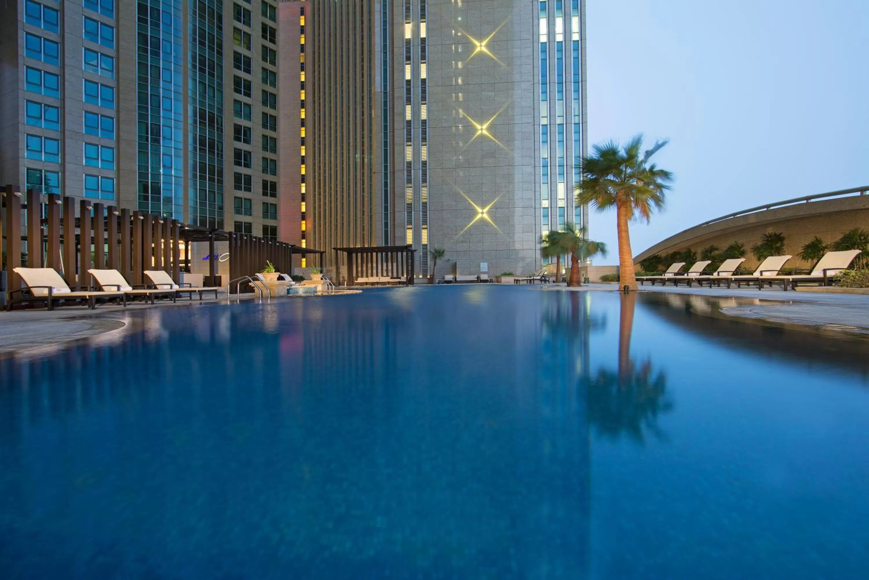 Swimming pool in Sofitel Abu Dhabi Corniche