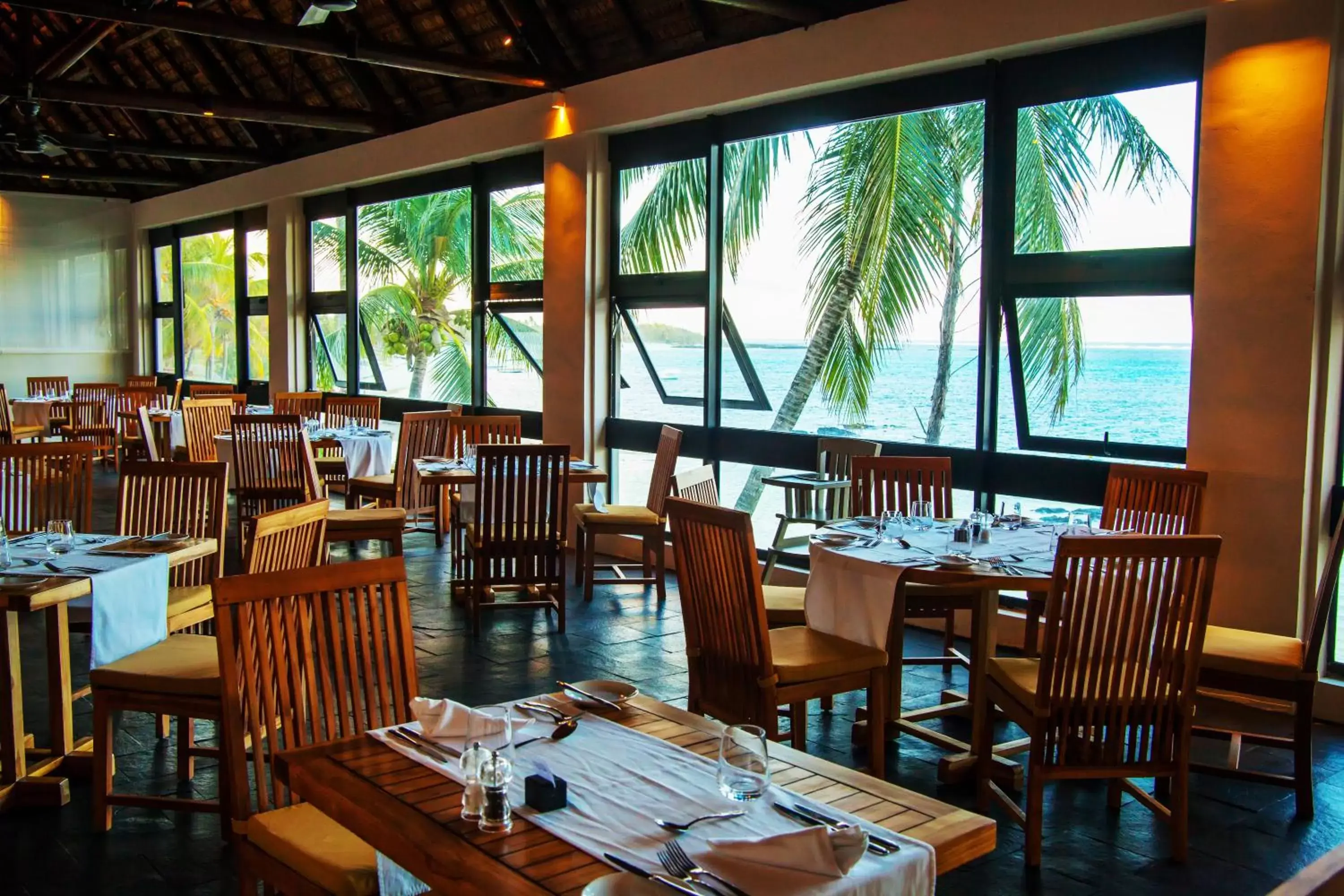 Restaurant/places to eat in Solana Beach Mauritius - Adults Only Restaurant/places to eat in Solana Beach Mauritius - Adults Only