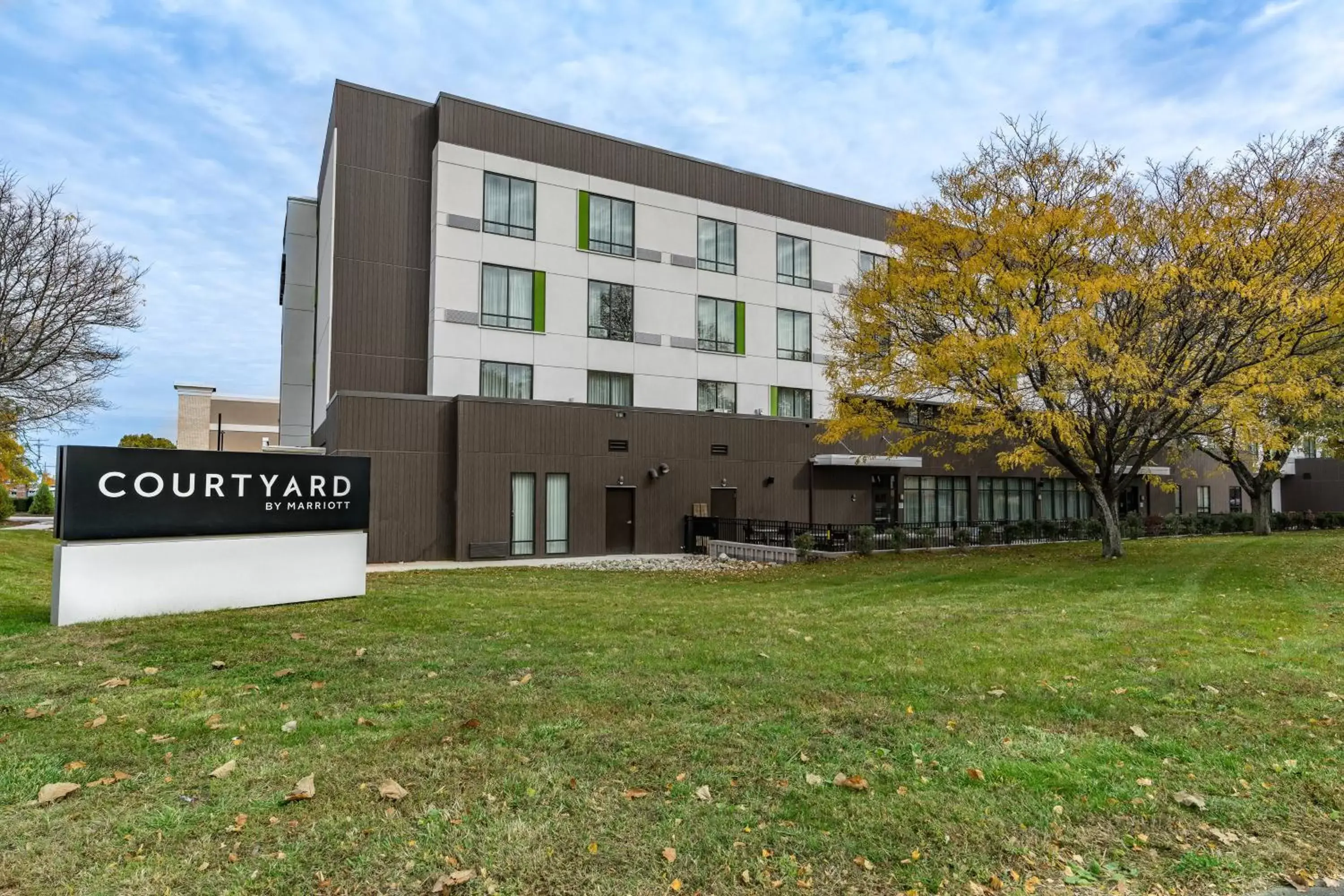 Property Building in Courtyard by Marriott West Springfield
