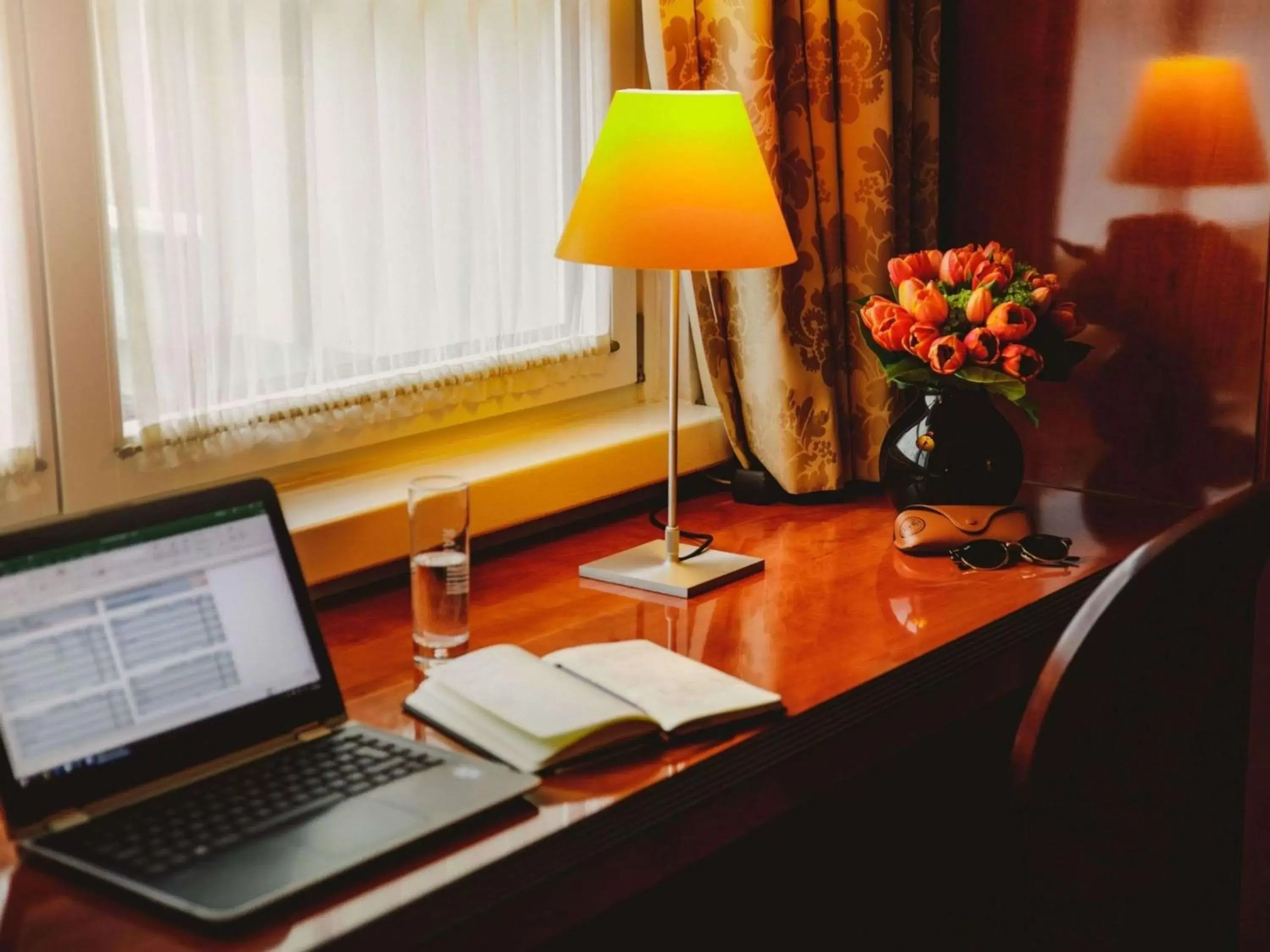 Photo of the whole room in Mercure Grand Hotel Biedermeier Wien