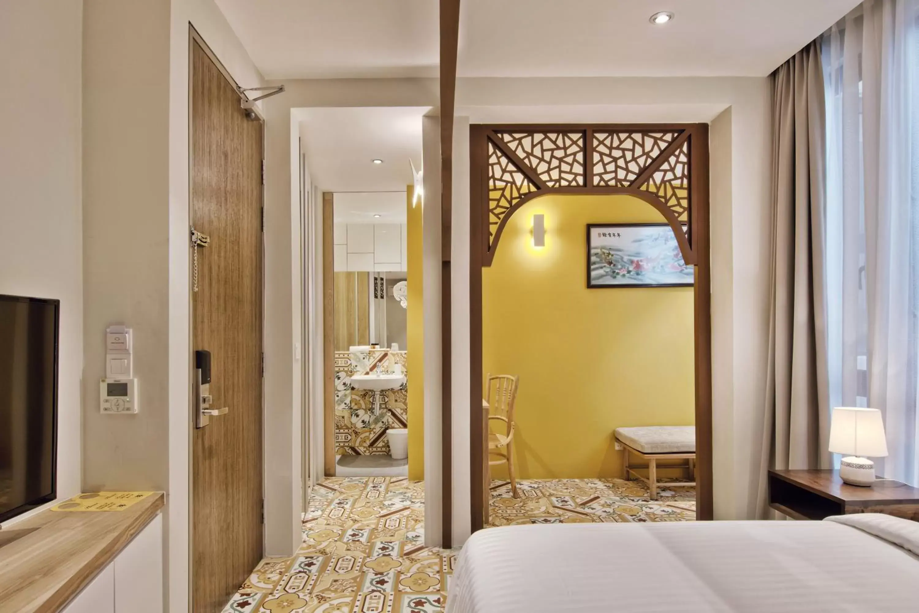 Bathroom, Bed in Timez Hotel Melaka