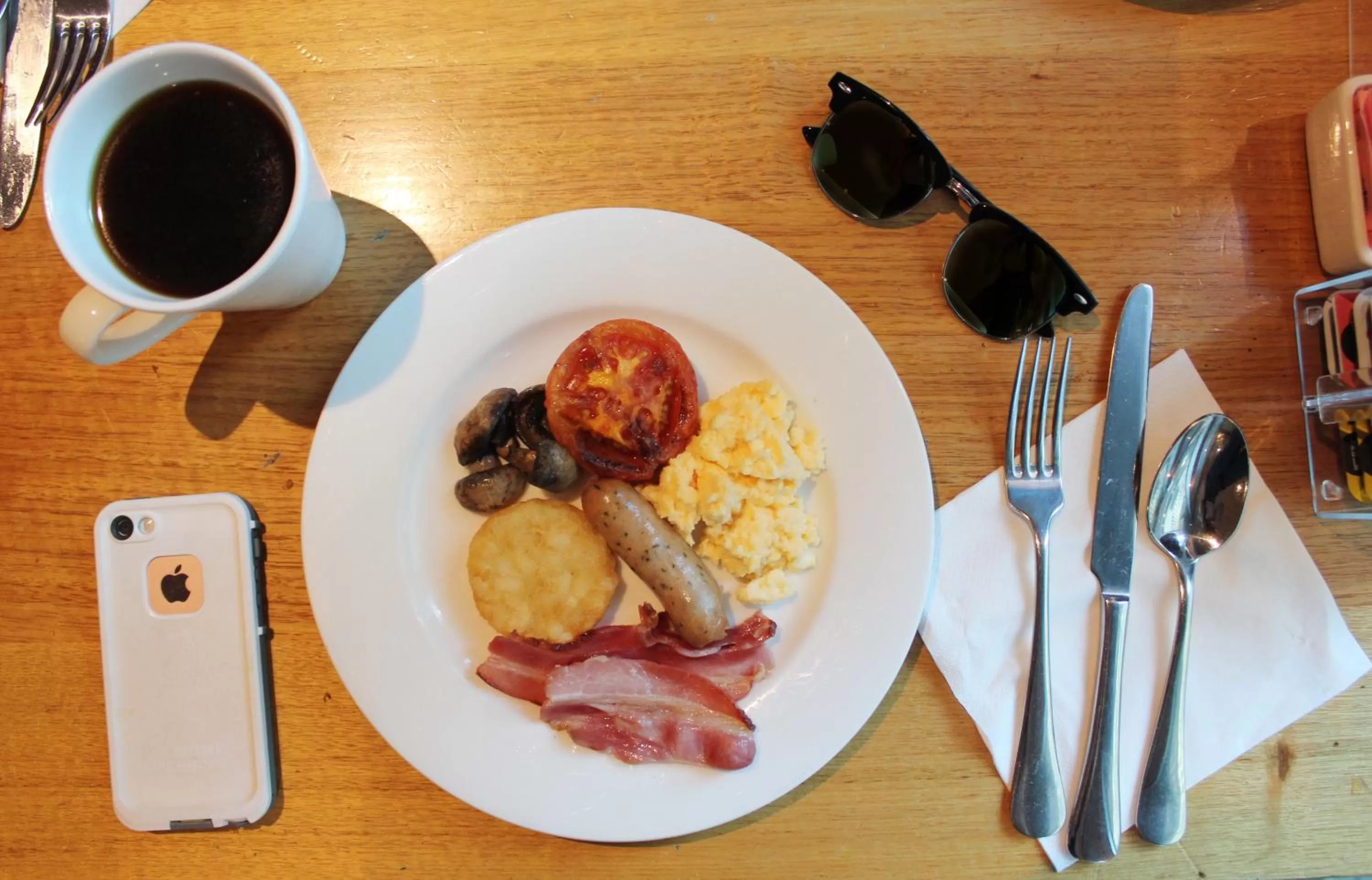 Buffet breakfast in YEHS Hotel Melbourne CBD