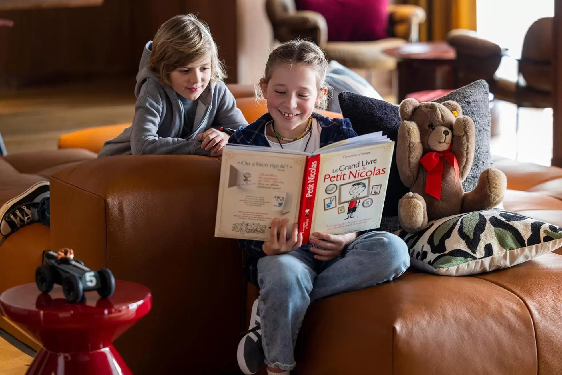 Lobby or reception in L-Avenue Lobby or reception in L-Avenue